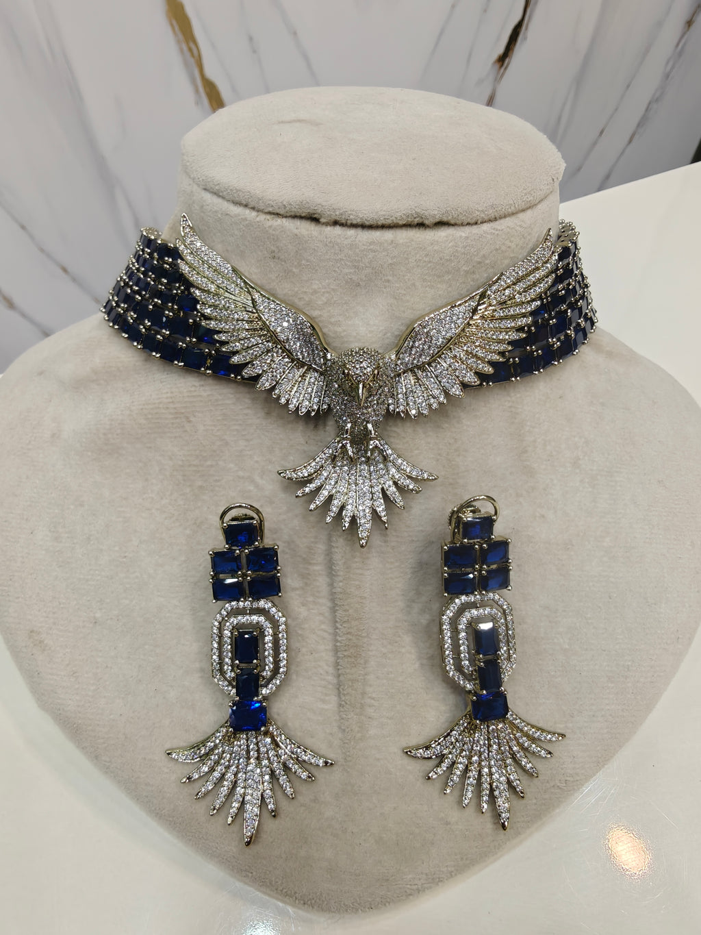 Free Spirit Flying Bird Collar Choker Necklace Set- Blue