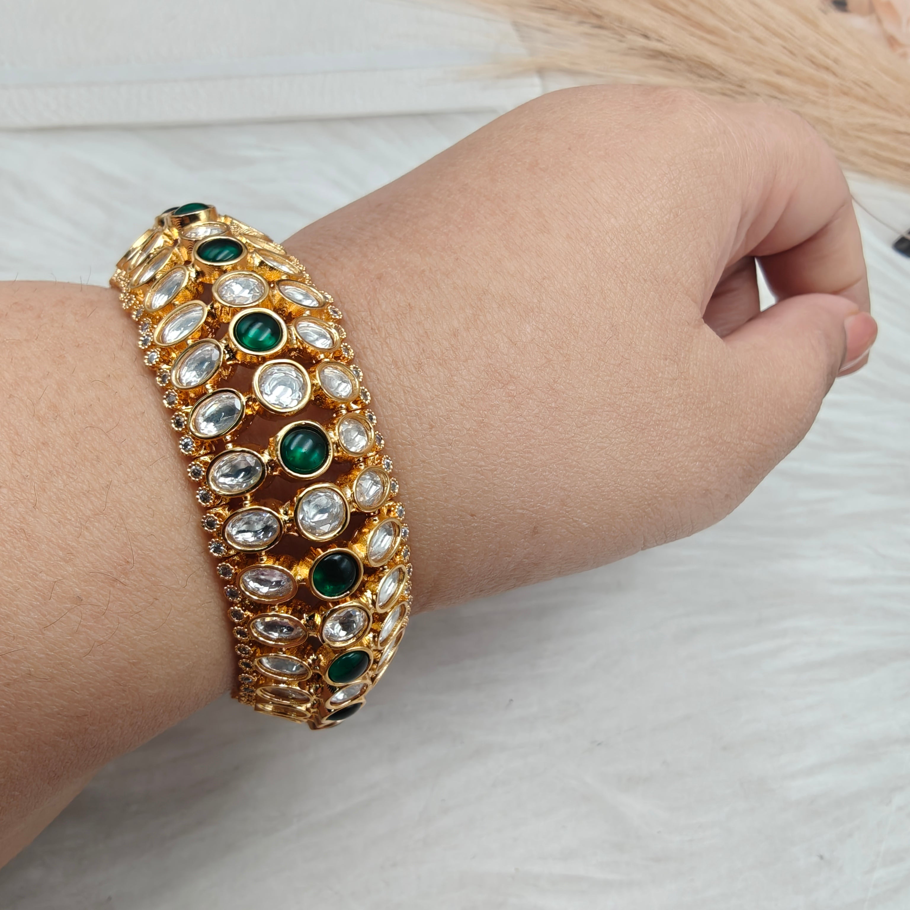 Aarna Flexible Free Size Bangle Bracelet- Green