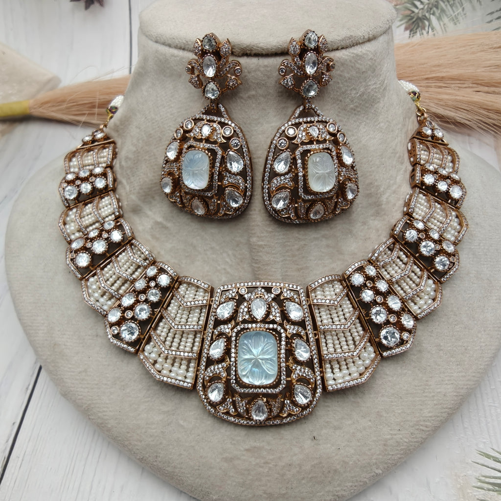 Vandita Carving Stone with Moissanite Necklace Set- White