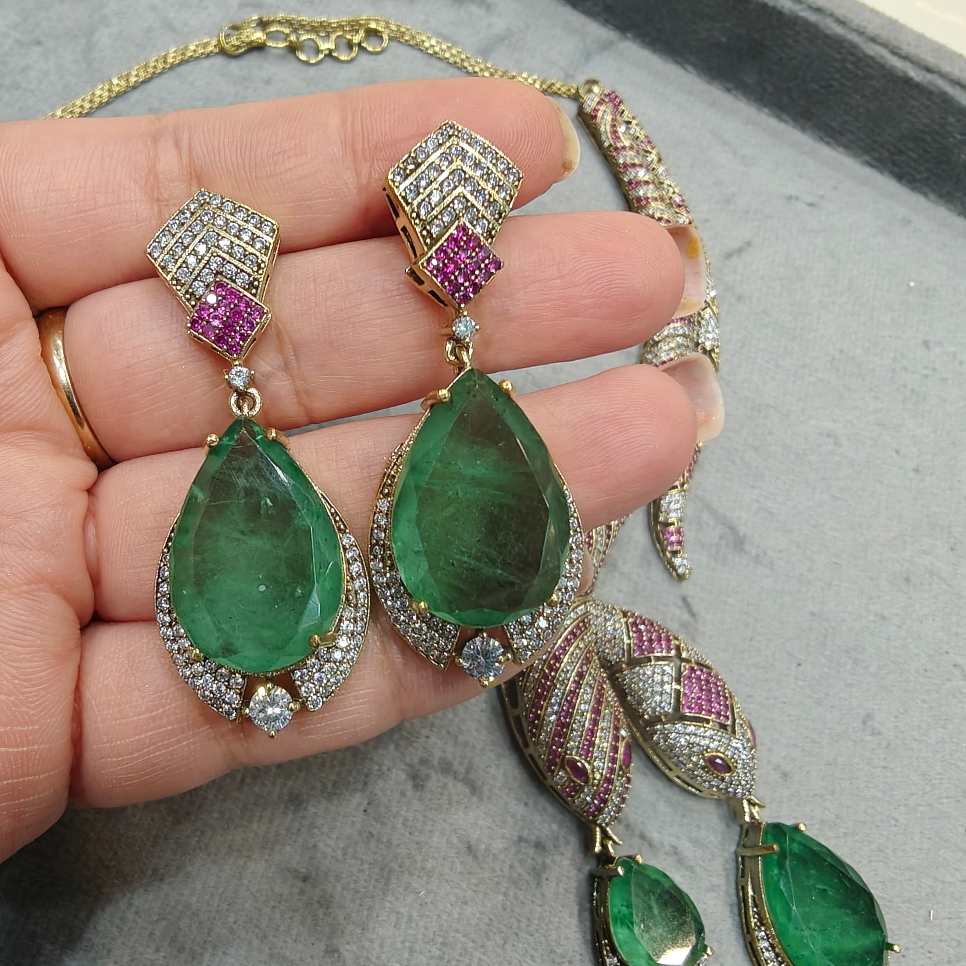 Serpent Hasli Style Celebrity Necklace Set- Ruby Mint