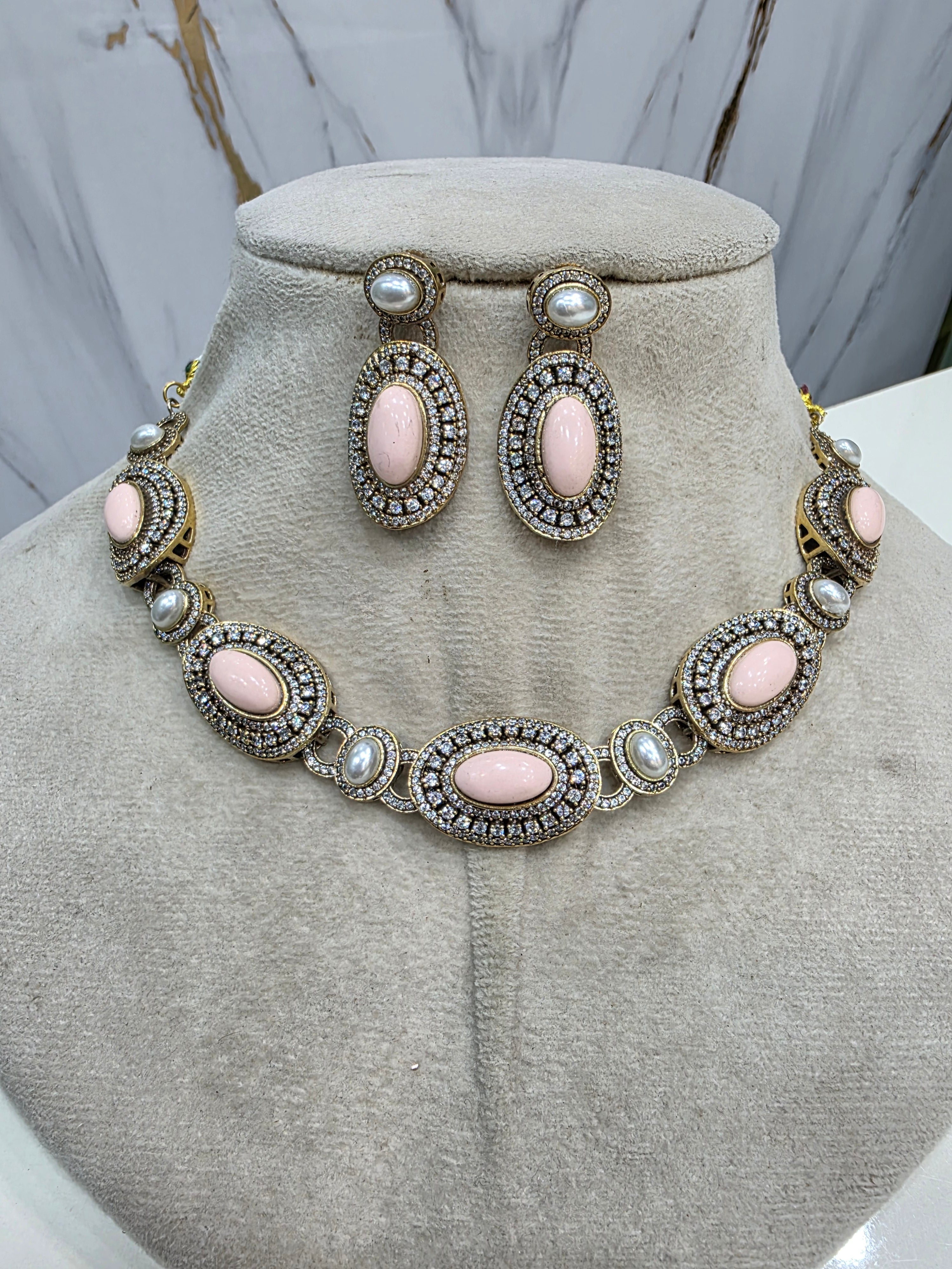 Aashi Statement Sleek Choker Necklace Set- Pink Opal