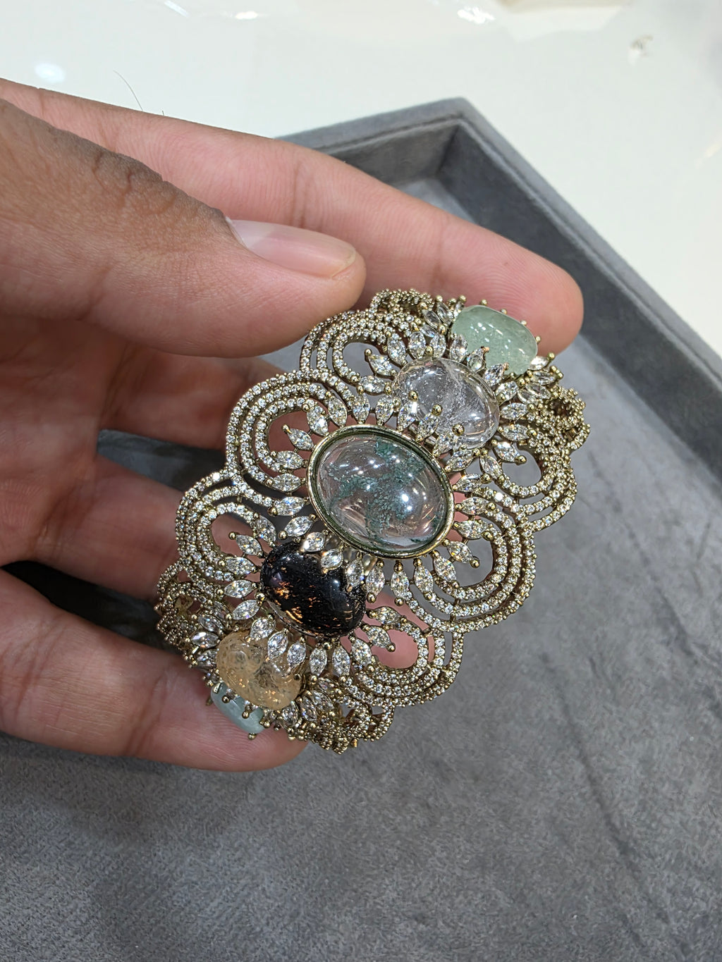 Beliya Sabya Inspired Openable Bracelet- Multi 2