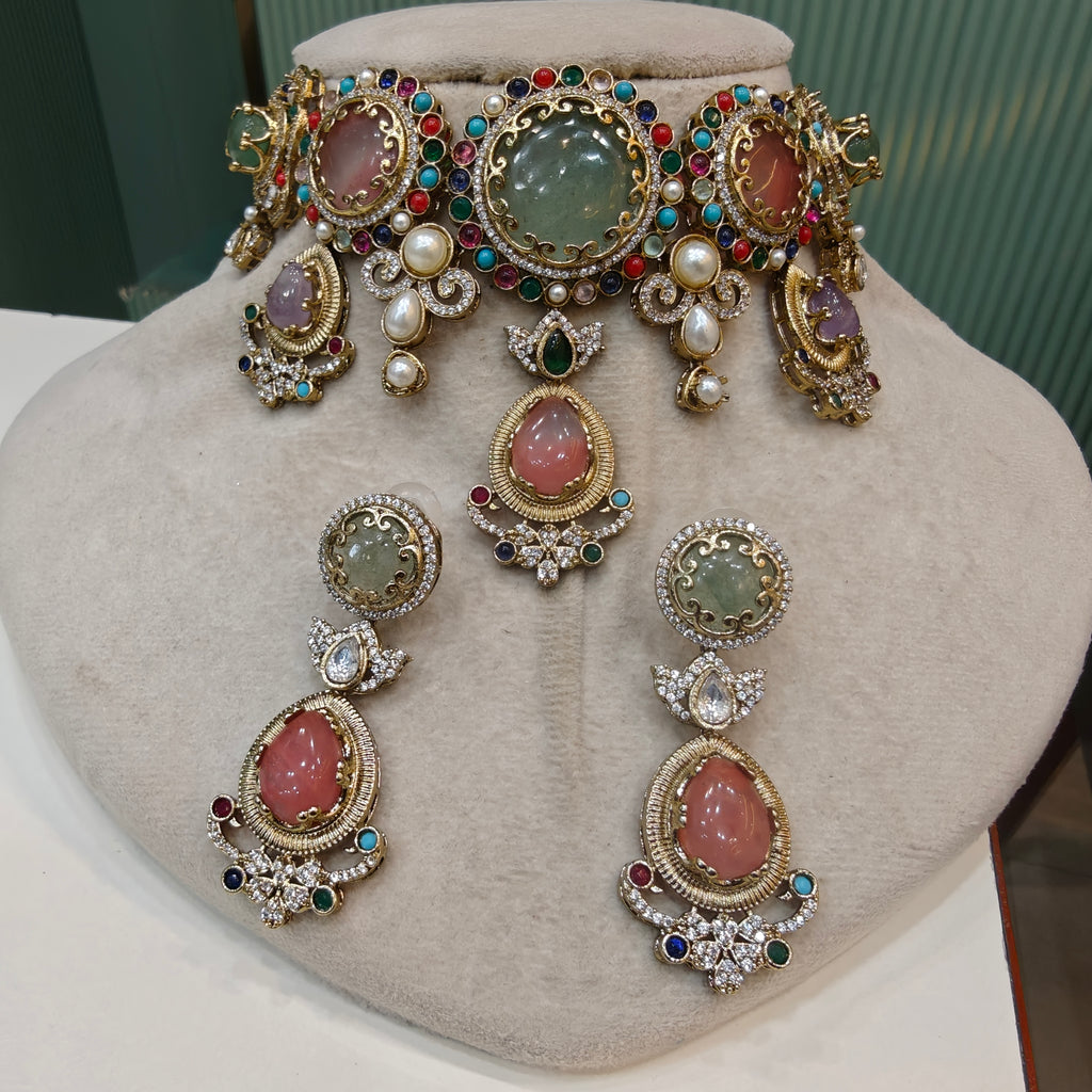 Huma Sabya Inspired Choker Necklace Set