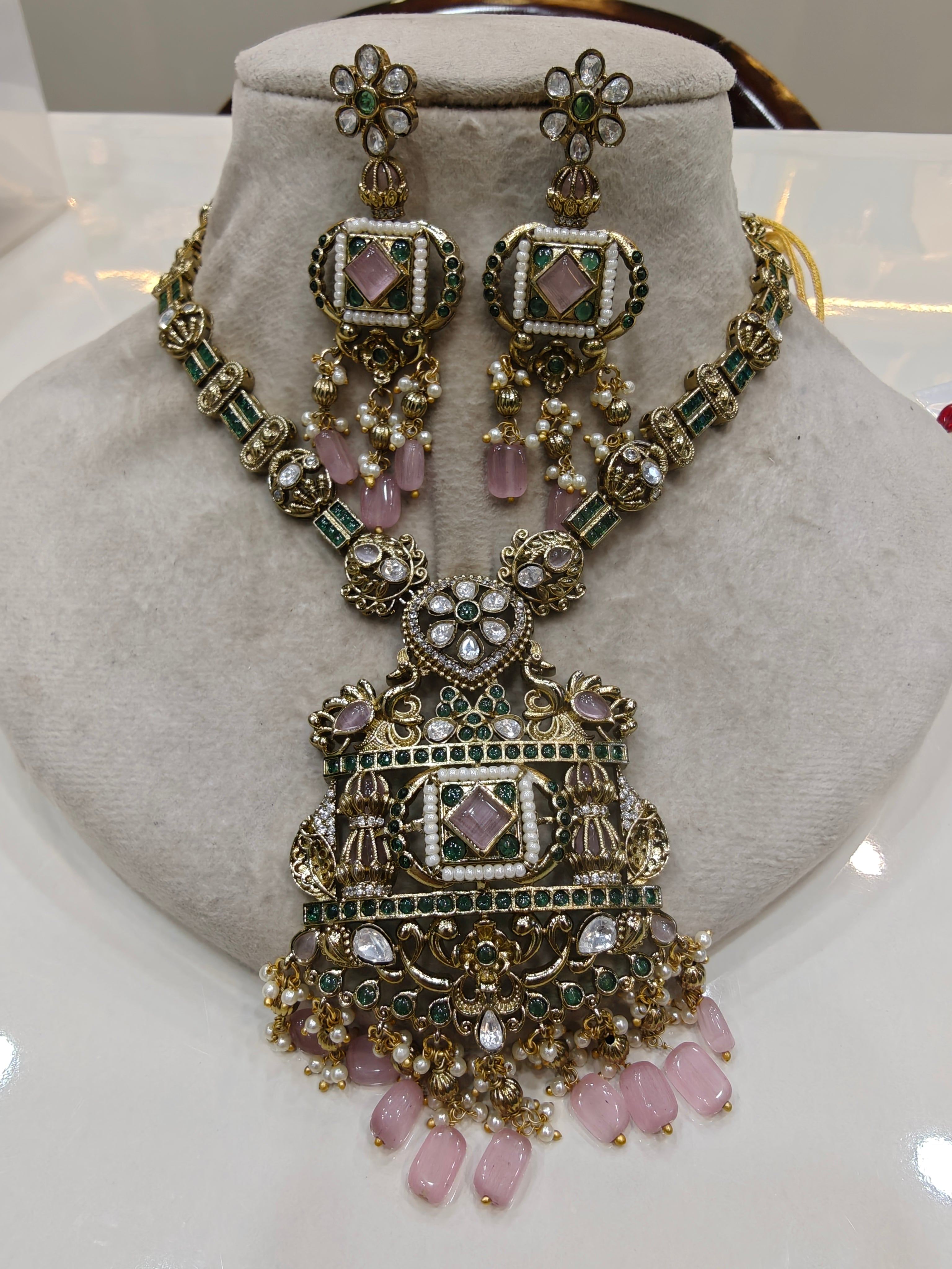 Niharika Heritage Medium Length Necklace Set- Pink Green