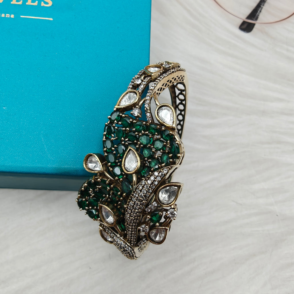 Akriti Pota Stone and Polki Openable Bracelet- Green