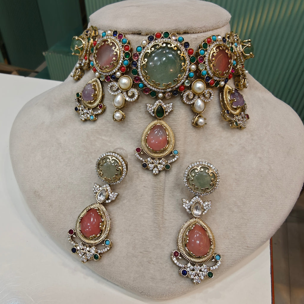Huma Sabya Inspired Choker Necklace Set