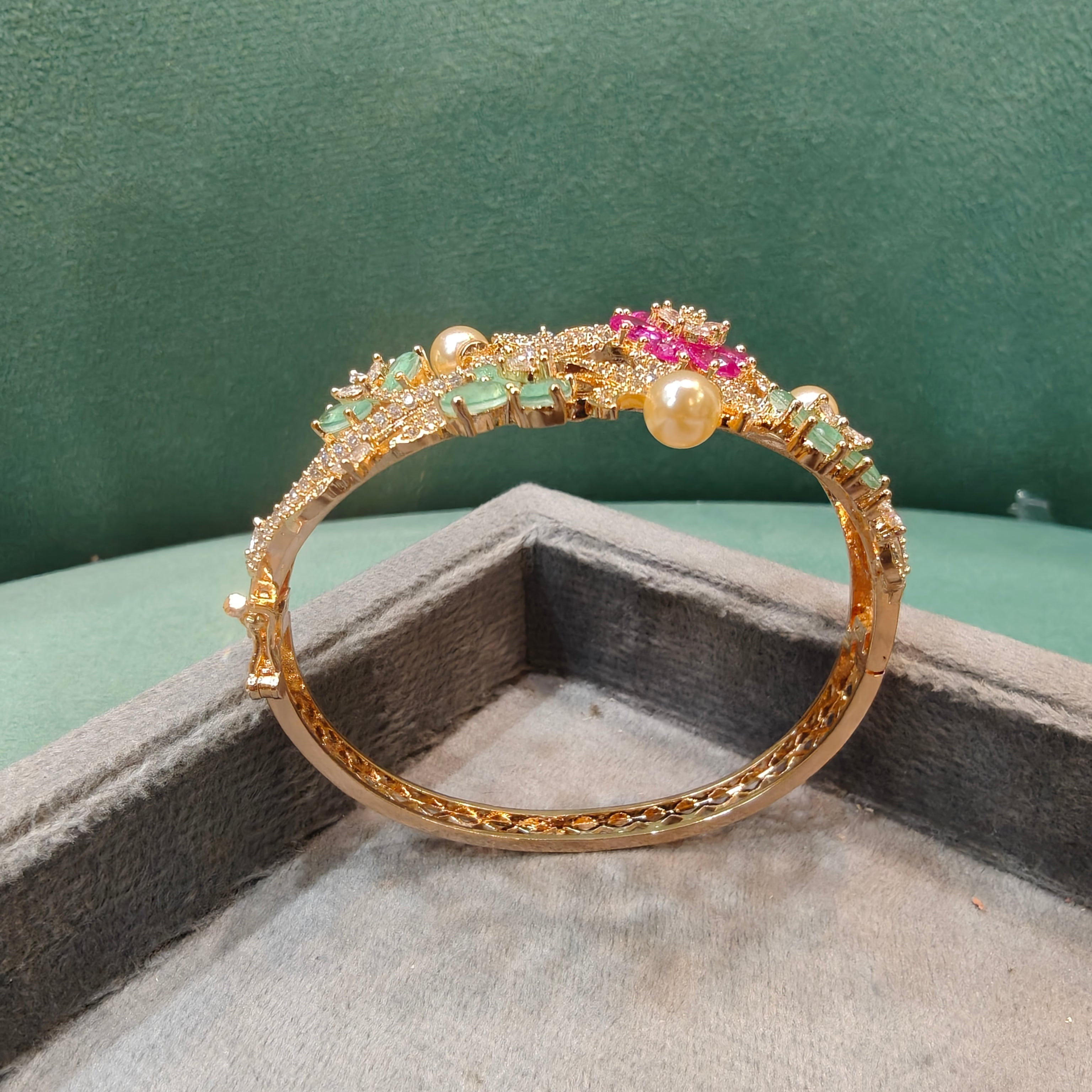 Bloom Petal Nature Inspired Openable Bracelet