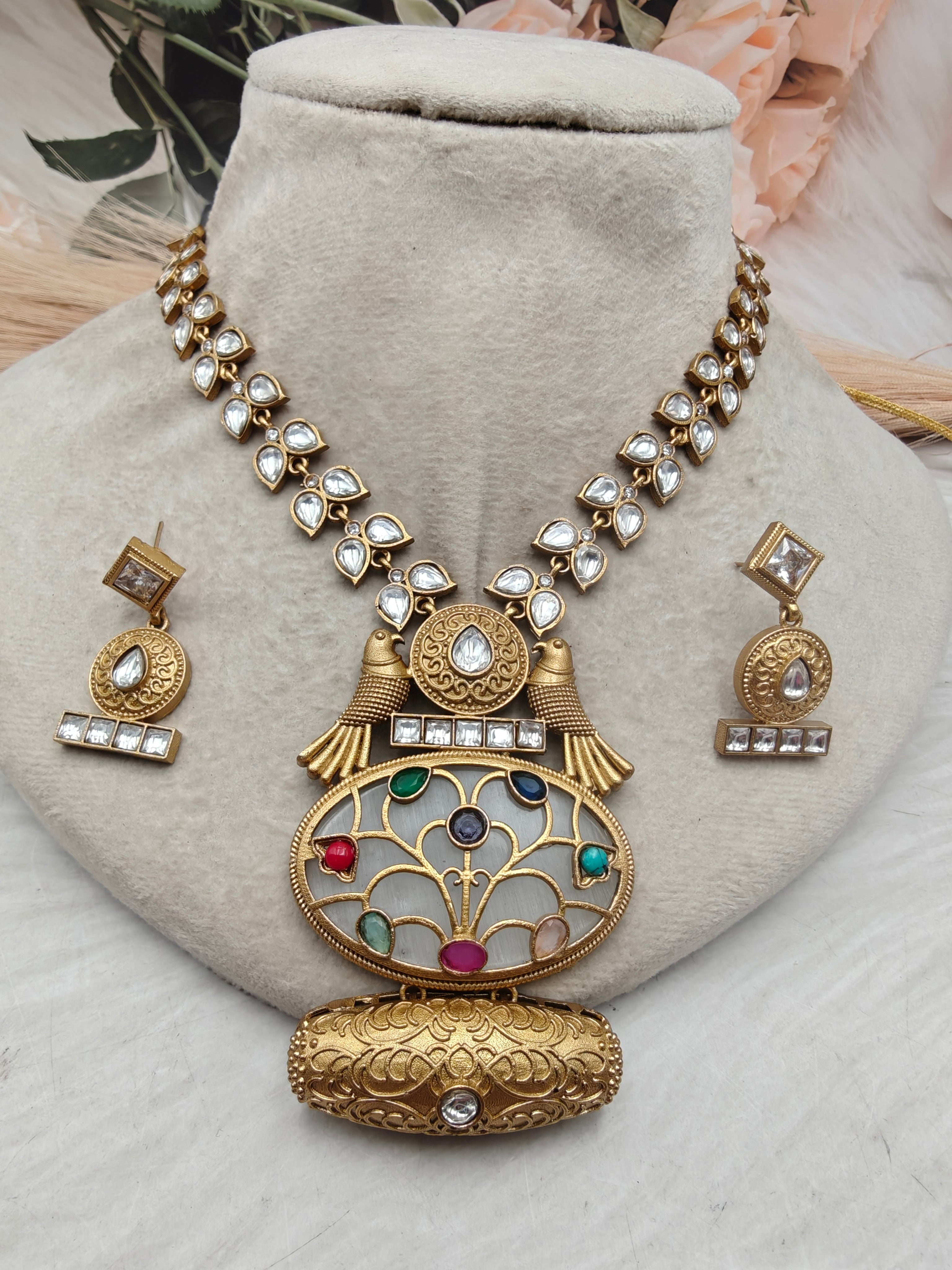 Chidiya Holdali Necklace Set- White