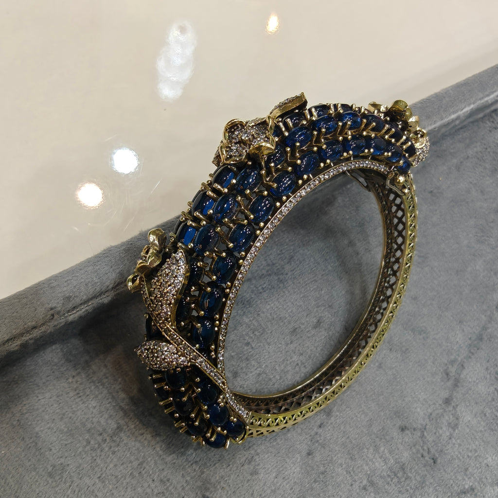 Saniya Pota Stone Openable Bracelet- Blue