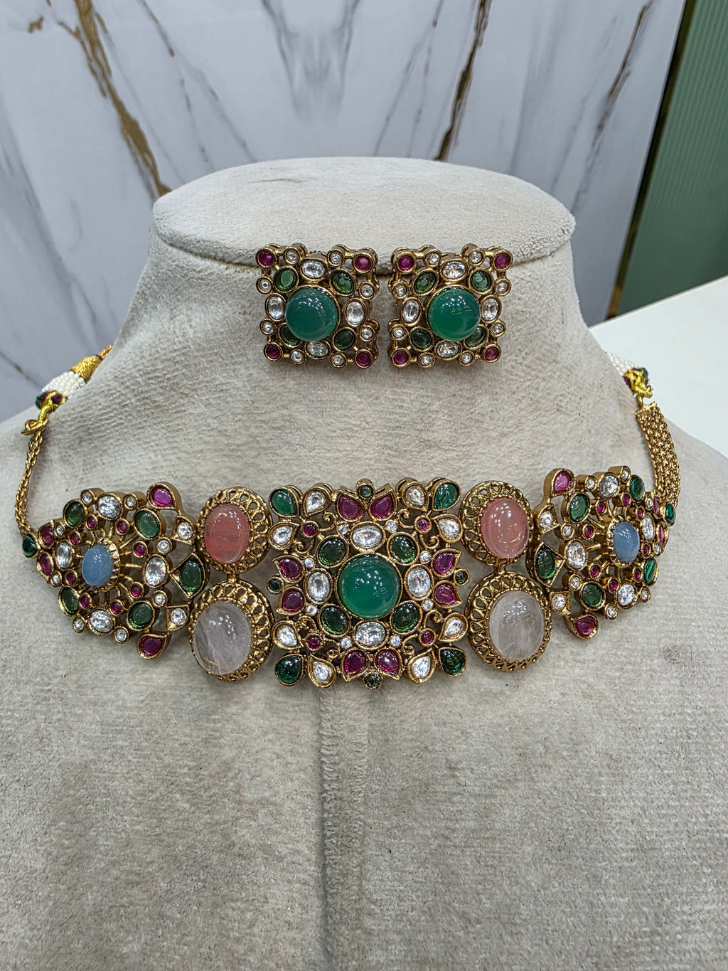 Meenakshi Heritage Sabya Inspired Choker Set- Green Multi