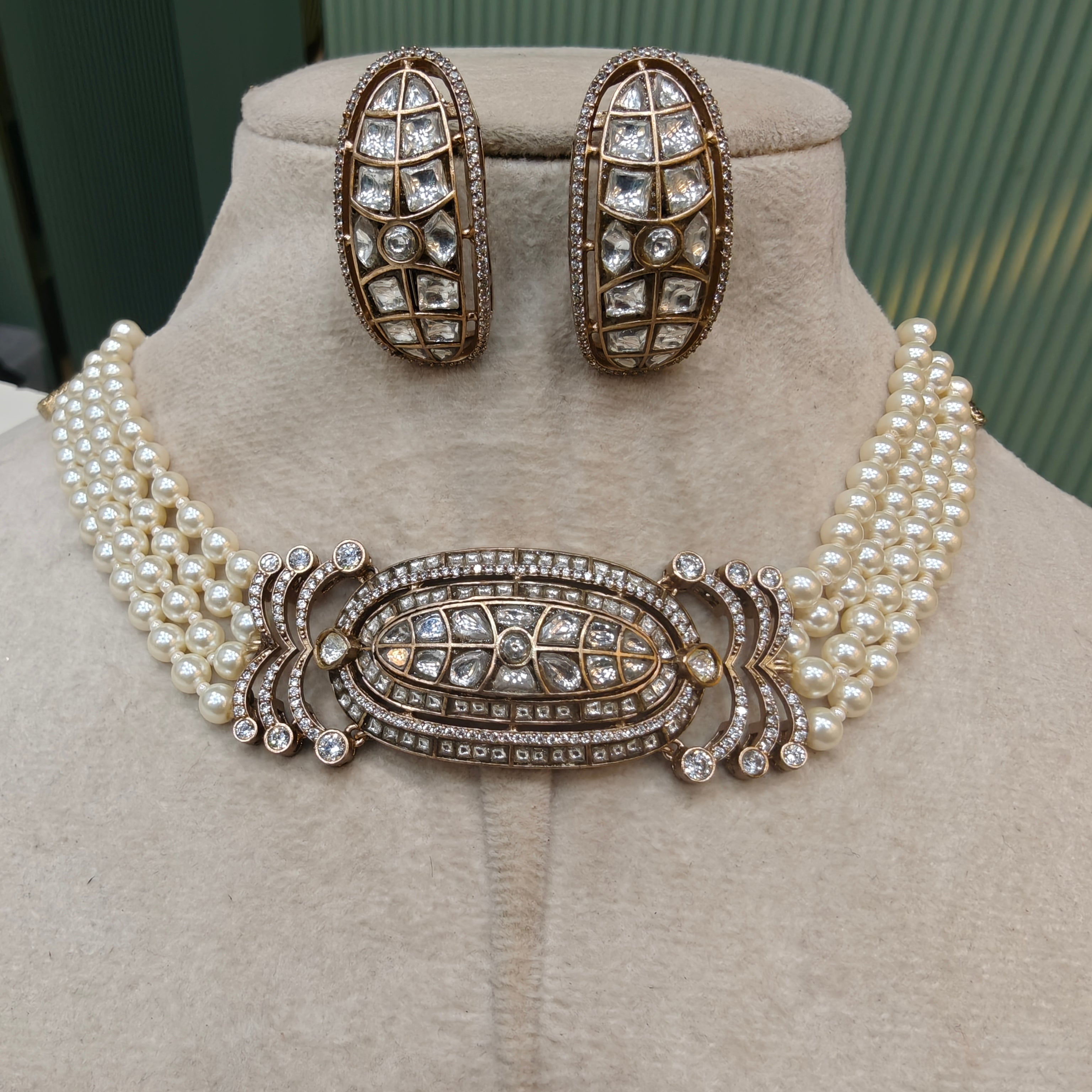 Mandalini Jadau Kundan Pearl Choker Set