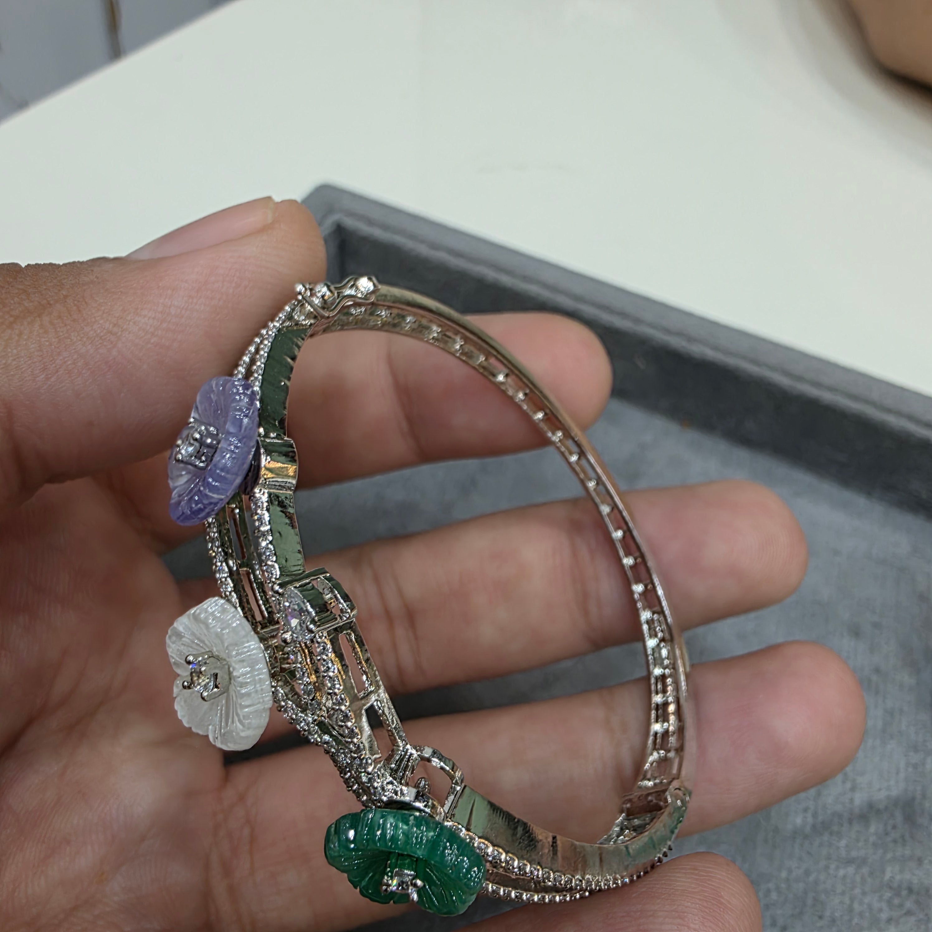 Shreya Carved Stone Openable Bracelet (Silver Plating)- Multi