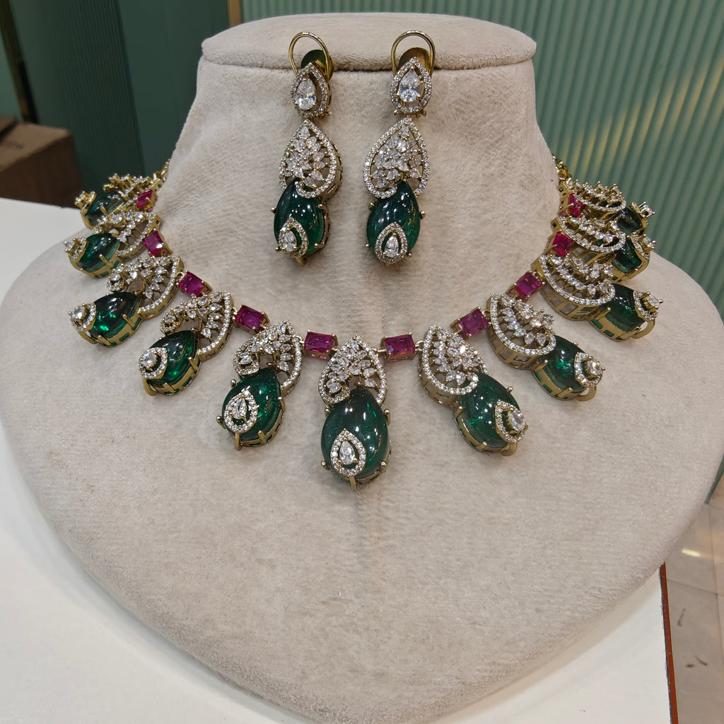 Zavina Cabochon Doublet Premium Necklace Set- Emerald and Ruby
