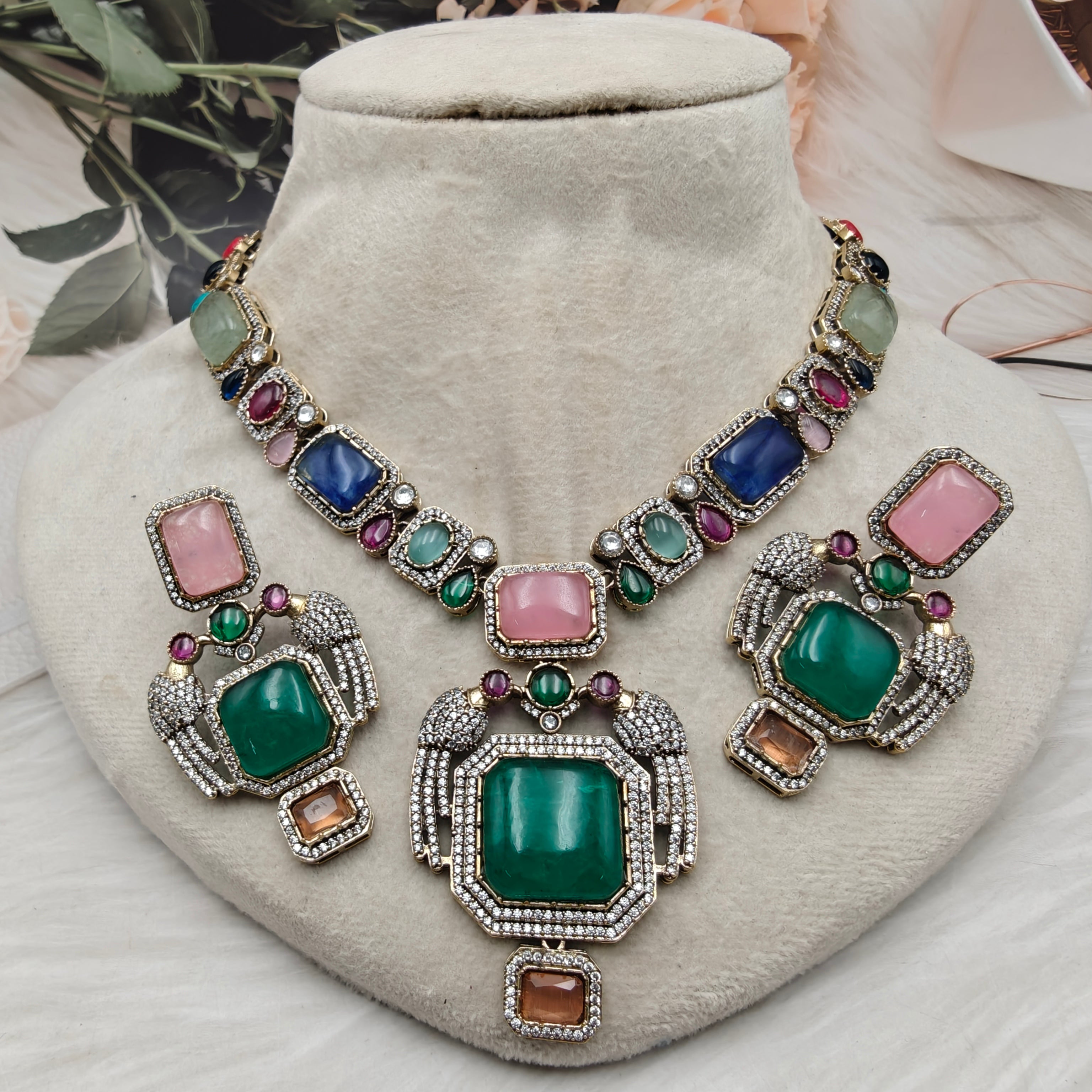 Sabyasachi Inspired Suchu Necklace Set - Multi