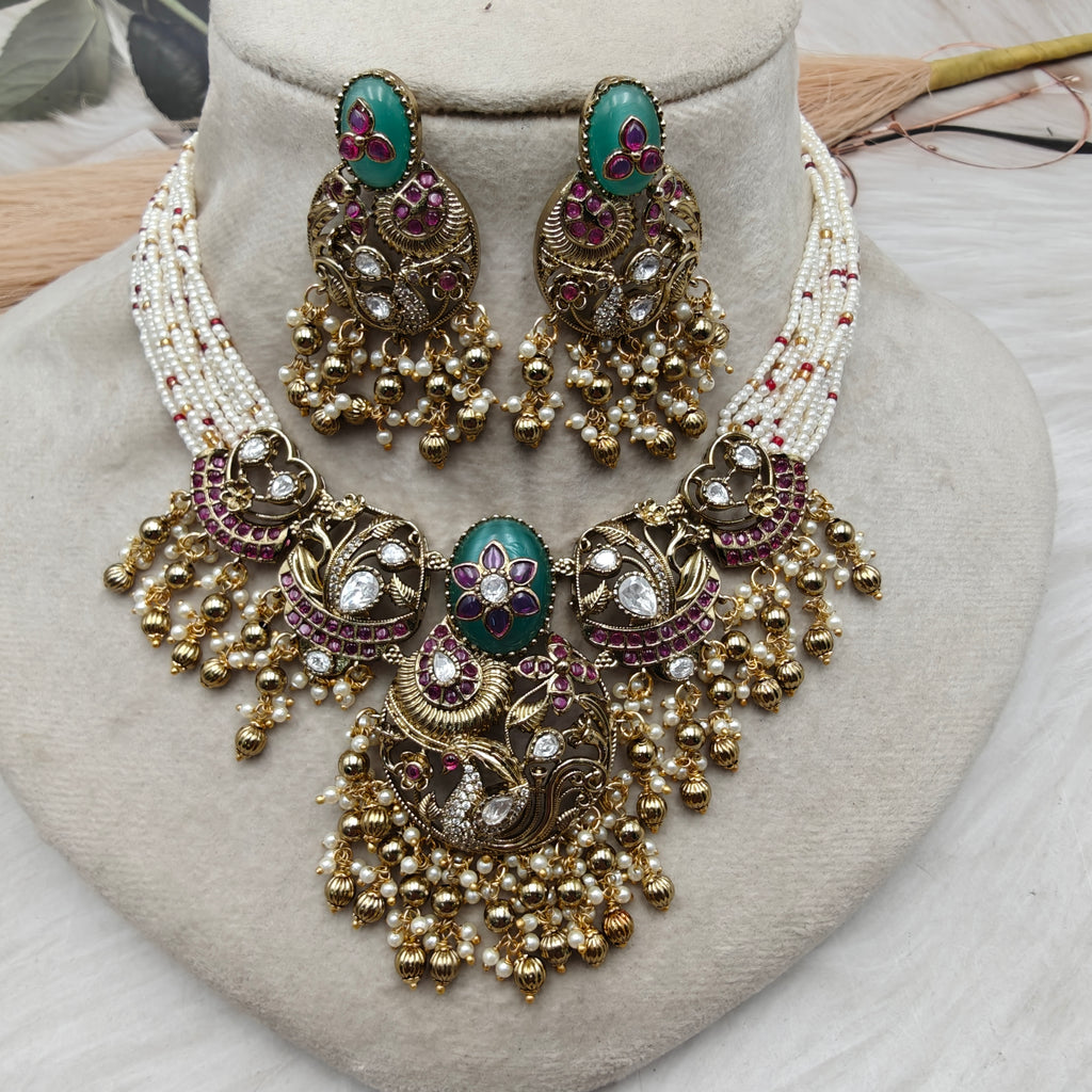 Kishi Swan In Lay Heritage Necklace Set- Mint Quartz