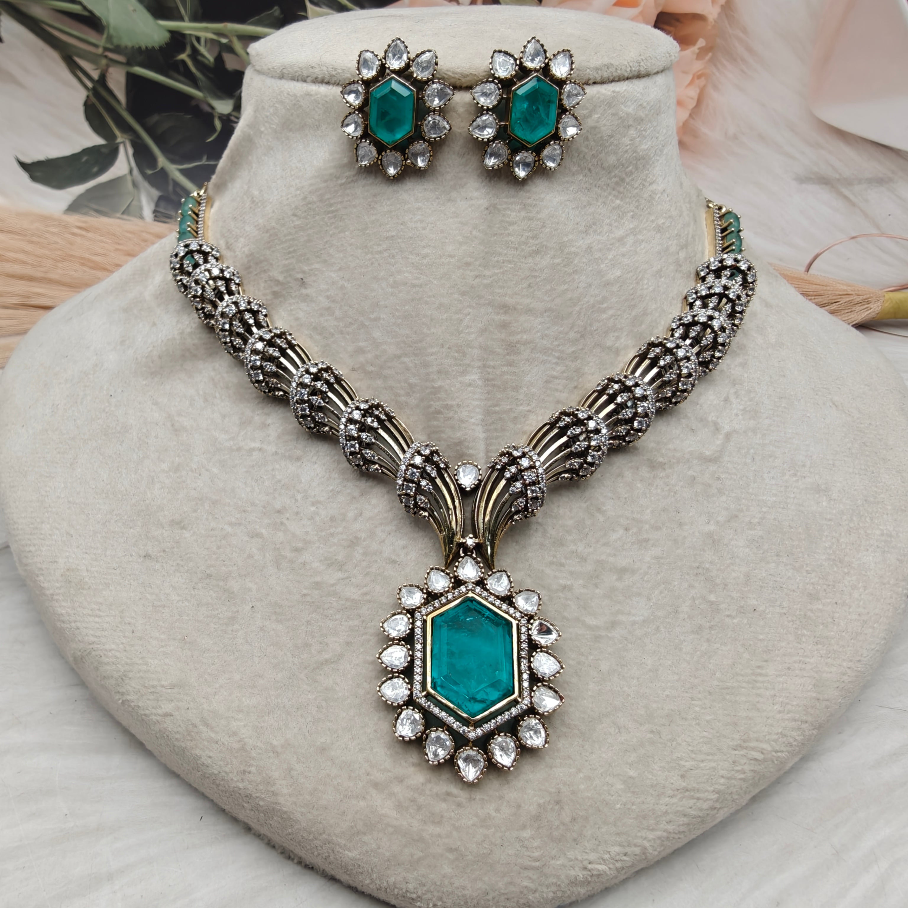 Alaska Doublet and Pota Stone Necklace Set- Turquoise