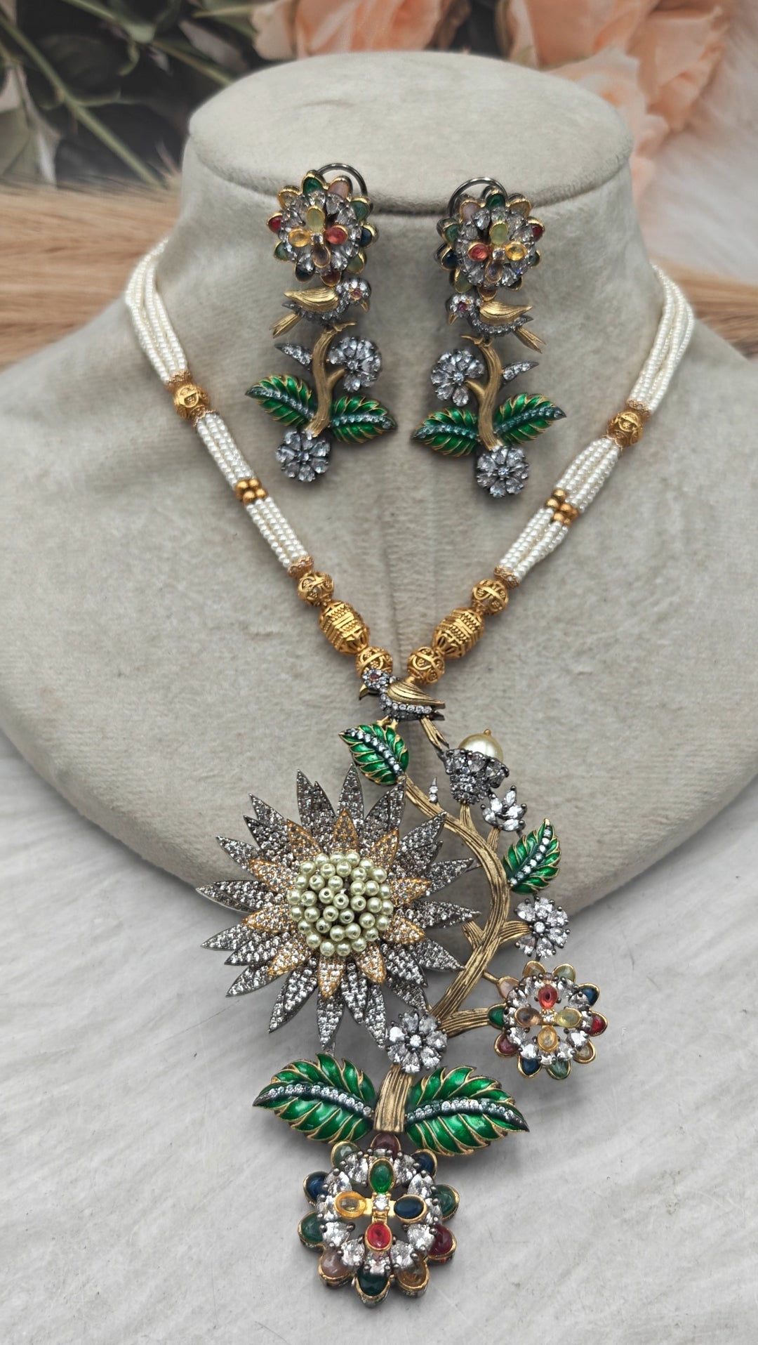 Vintage Luxe Bird Kusum Statement Necklace Set
