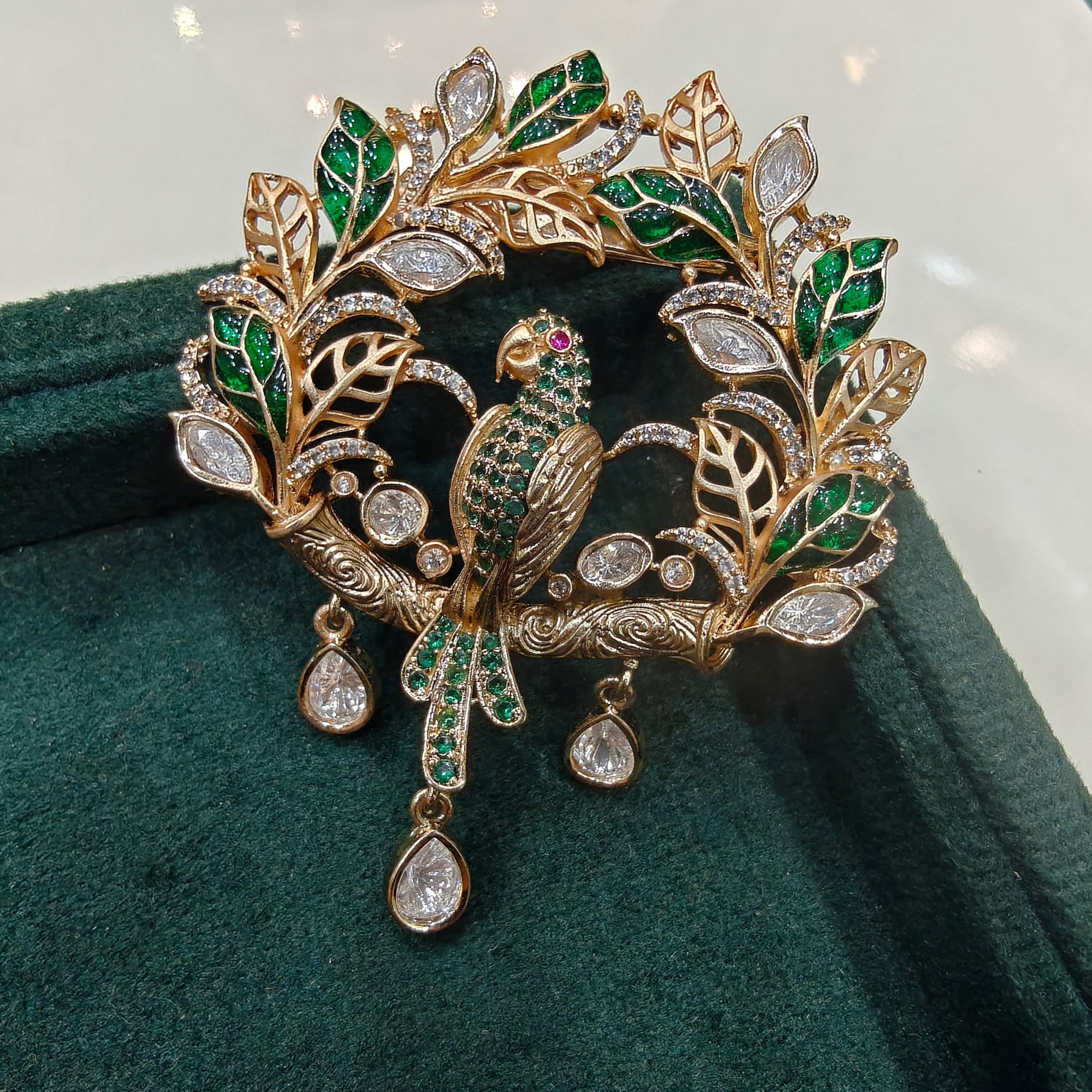 Unisex Parrot Moissanite Brooch