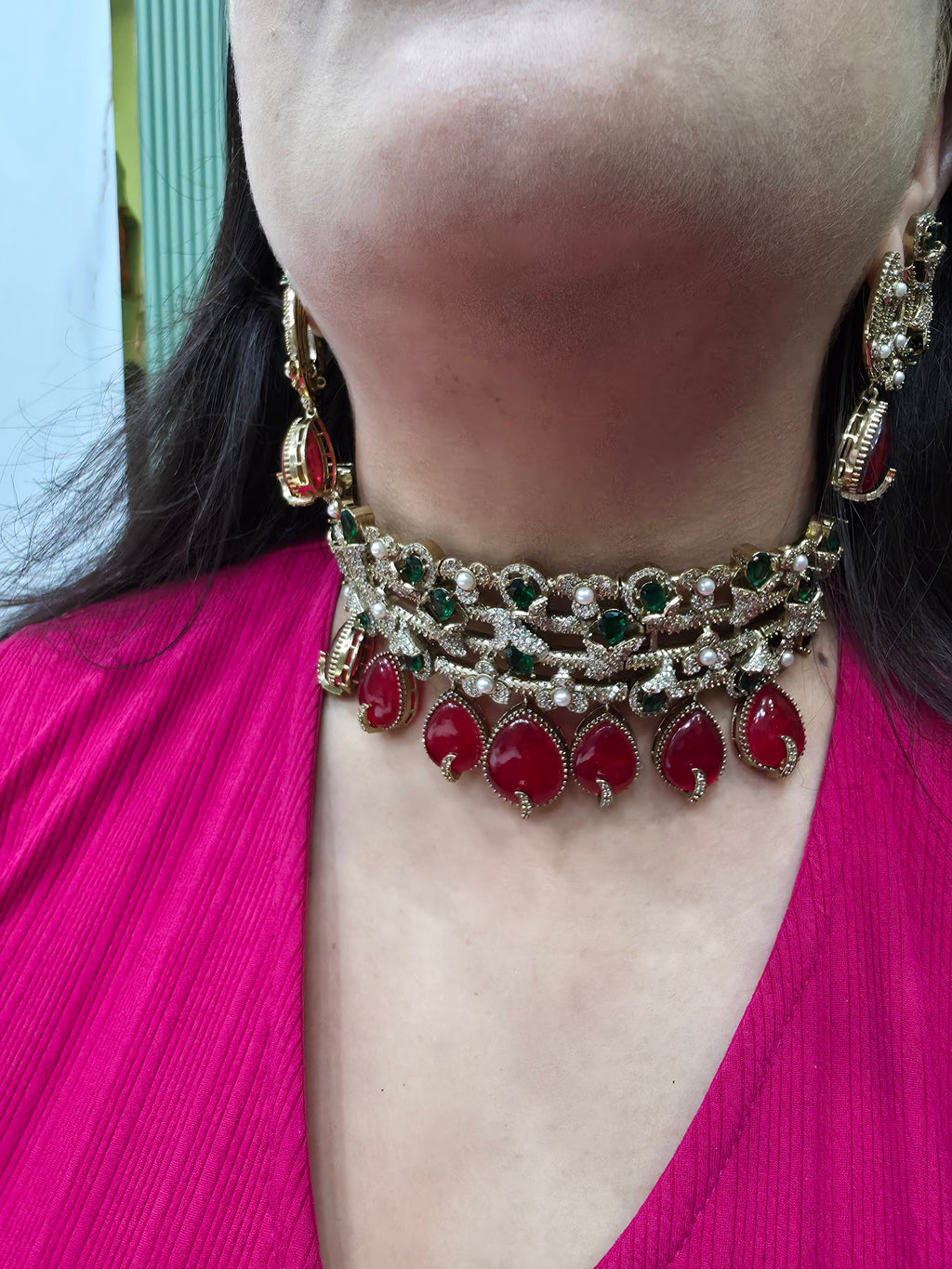 Jiya Doublet Choket Set- Red Green