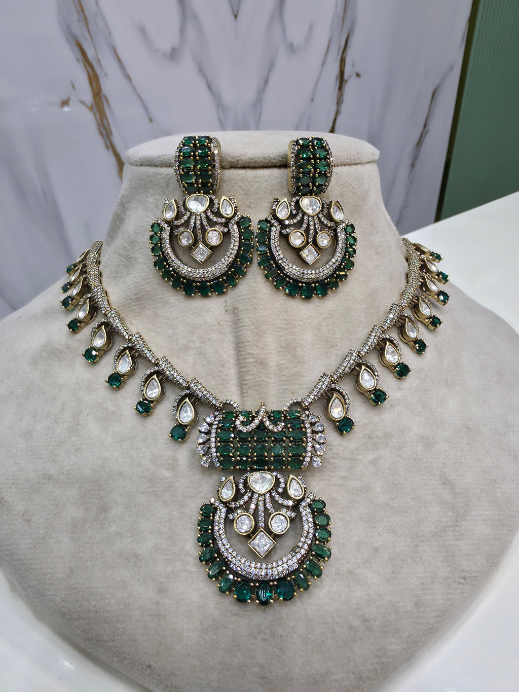 Radhya Polki Necklace Set- Green