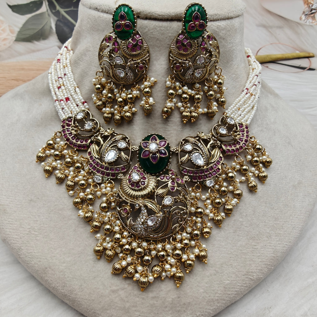 Kishi Swan In Lay Heritage Necklace Set- Green Quartz