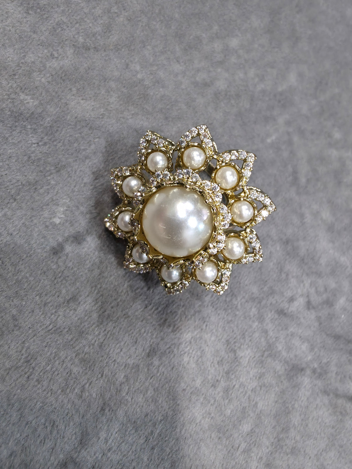 Sabya Inspired Pearl Ring