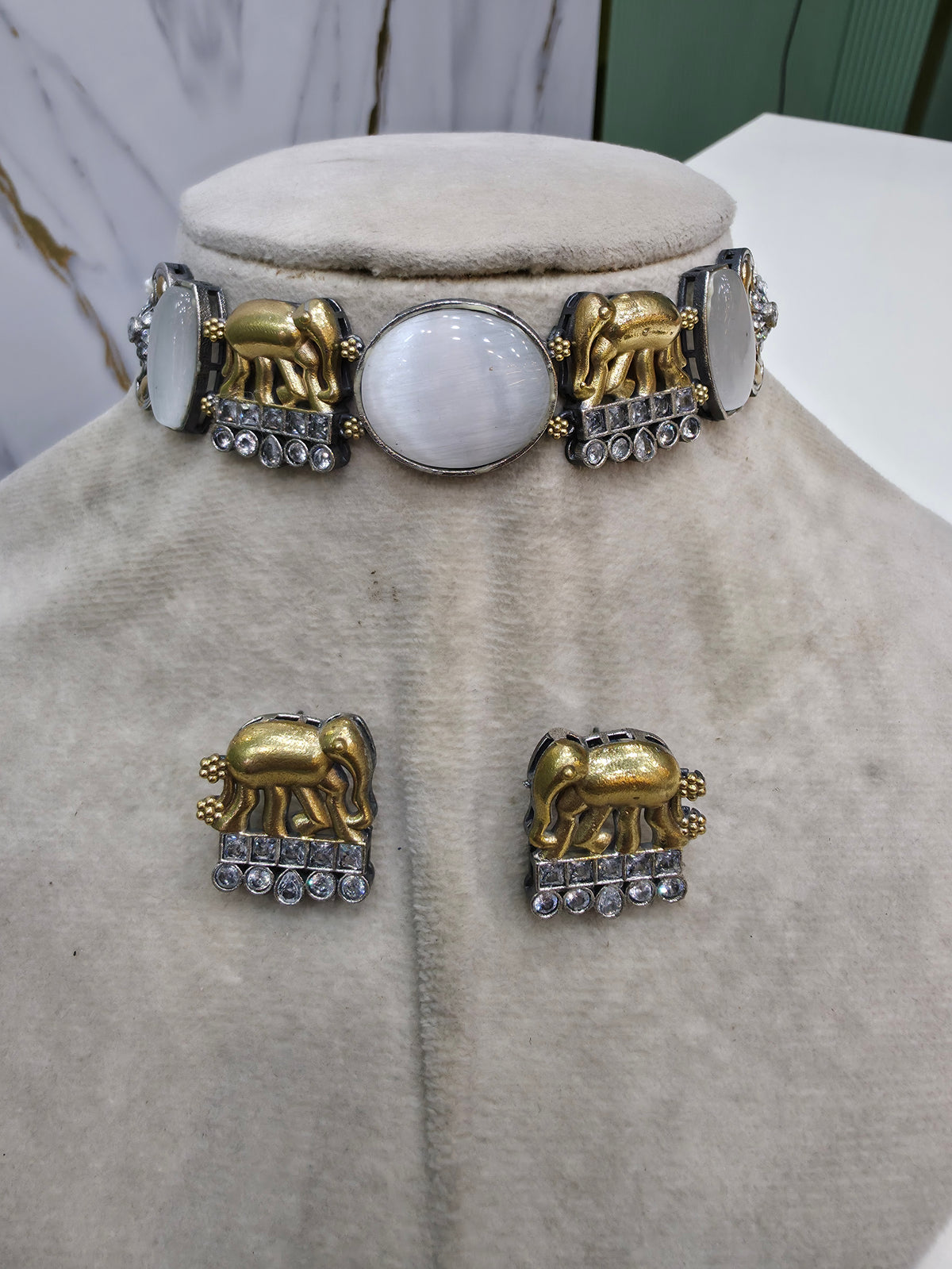 Elephant Monalisa Silver Oxidised Choker Set- White