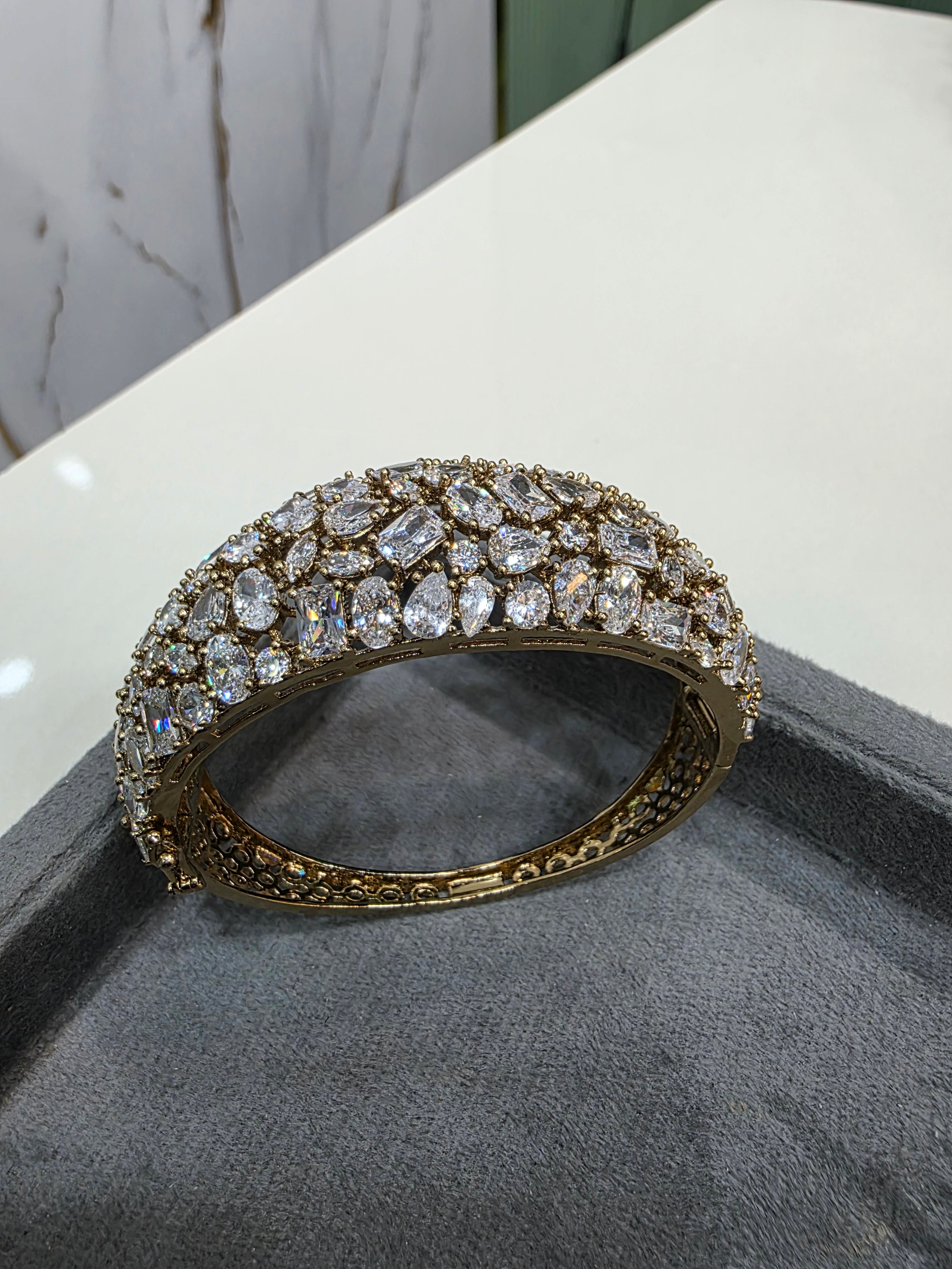Nanki CZ Openable Cocktail Bracelet- Mehendi Polish