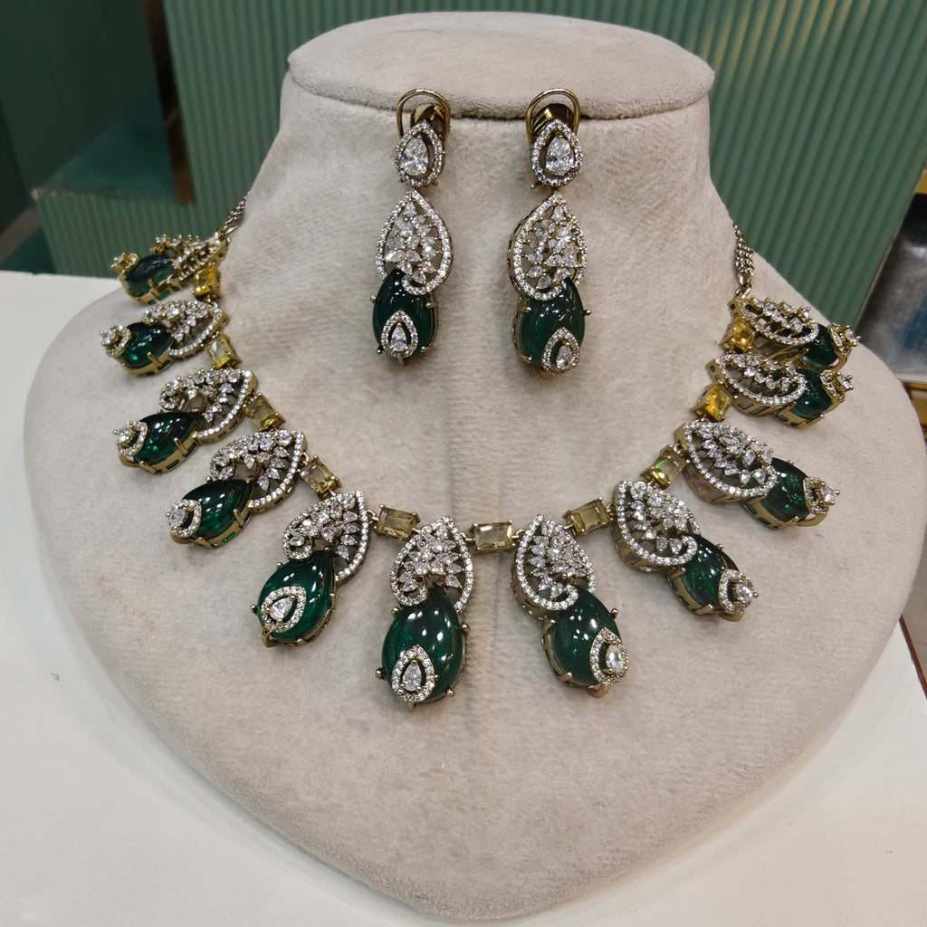 Zavina Cabochon Doublet Premium Necklace Set- Emerald and Yellow