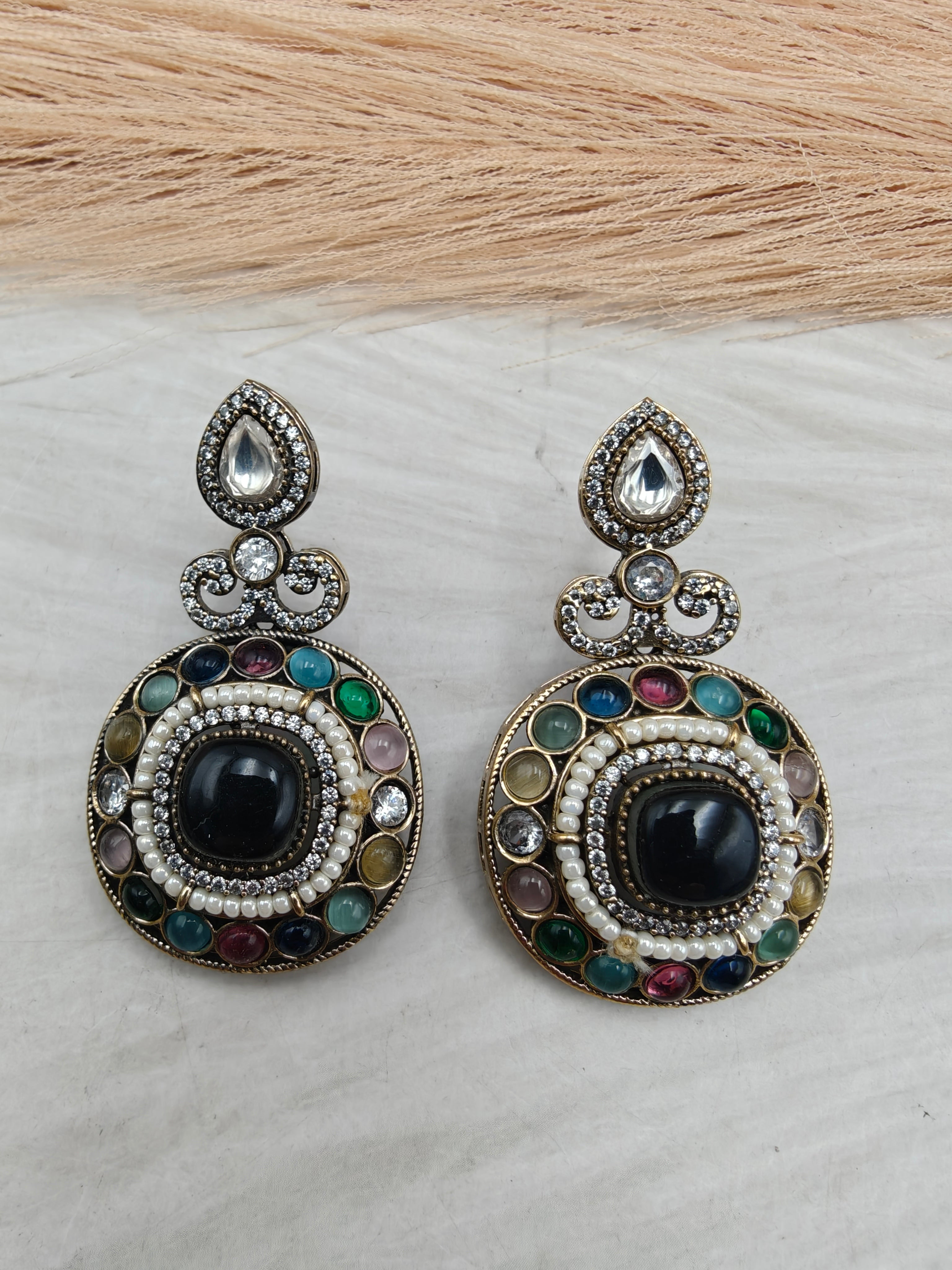 Mahvi Doublet Earrings- Black