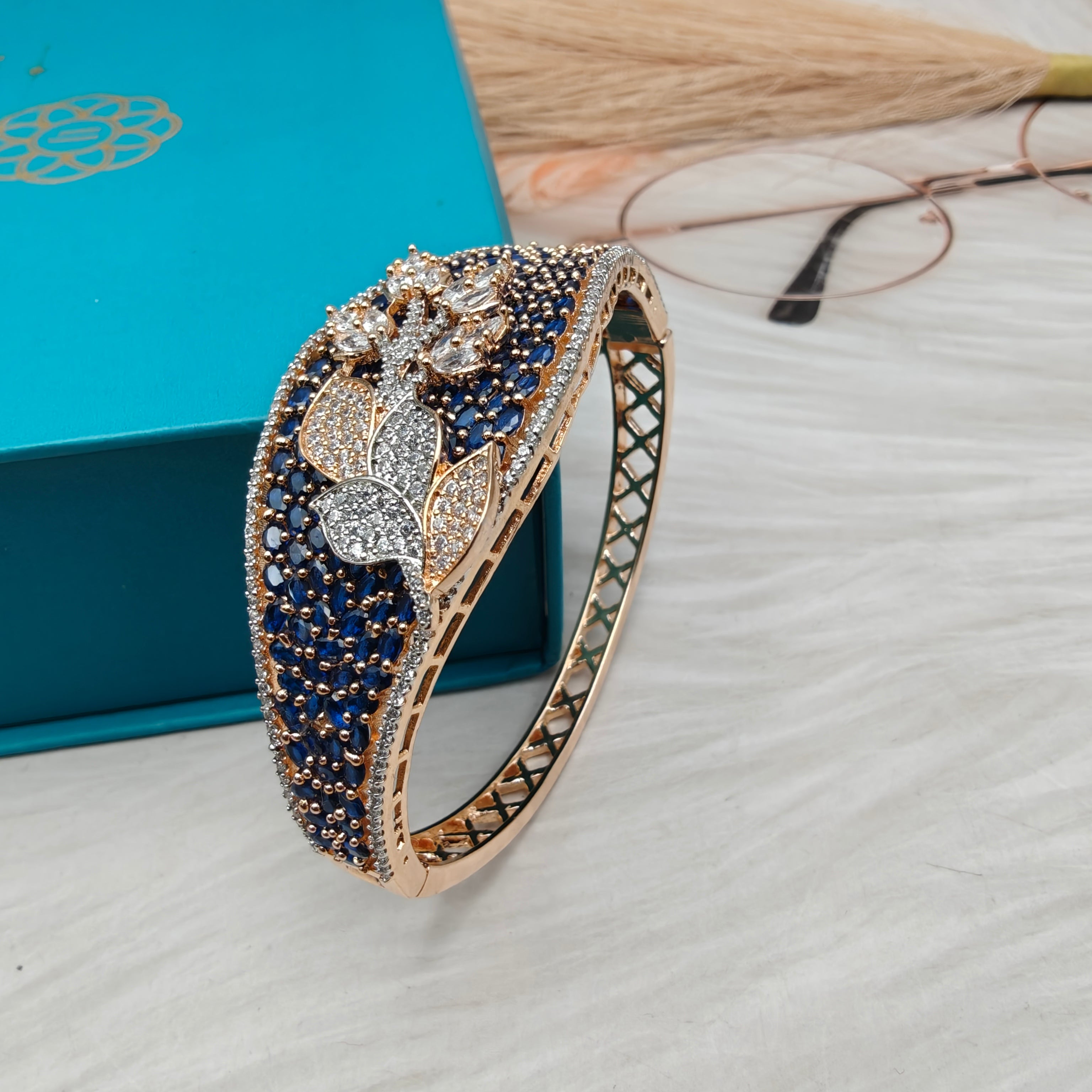 Vixita Premium Openable Bracelets (Carat Plating)- Blue