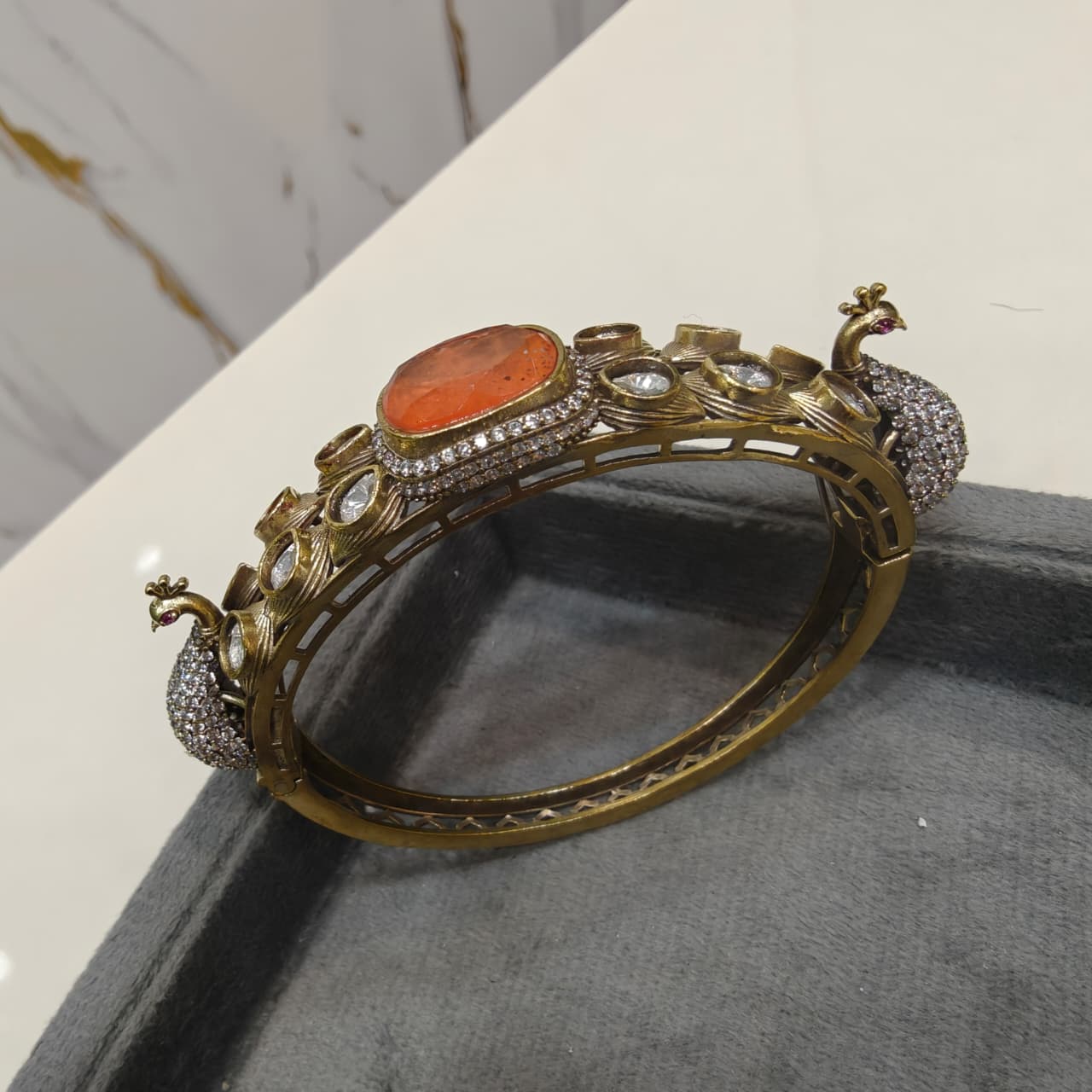 Kalapi Doublet Openable Bracelet- Orange