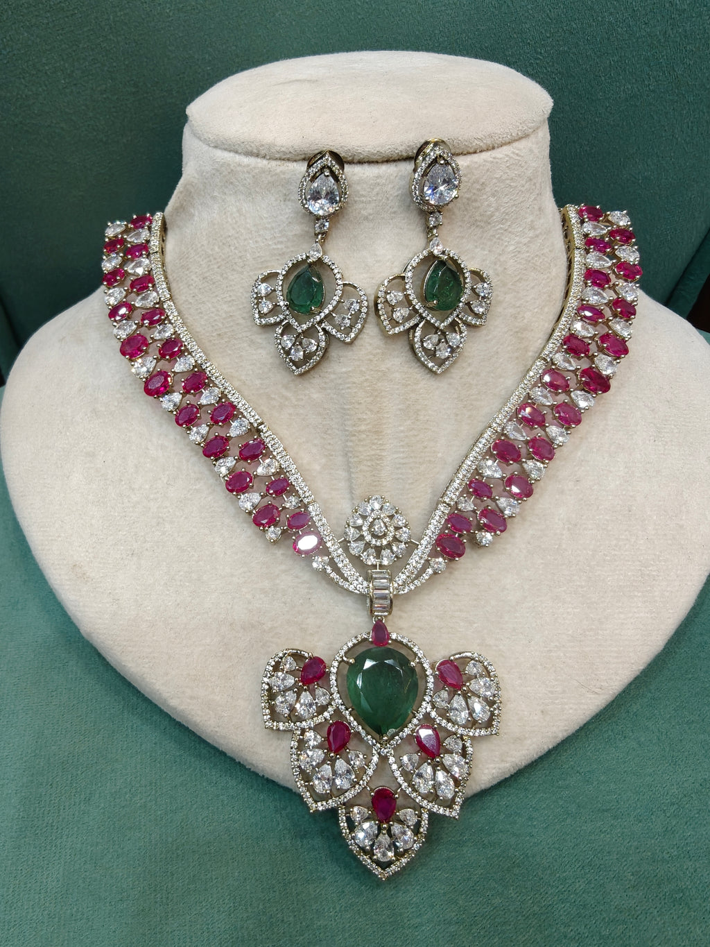 Mehfooz Doublet Designer Necklace Set- Ruby and Mint