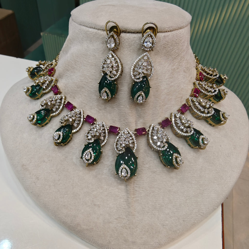 Zavina Cabochon Doublet Premium Necklace Set- Emerald and Ruby