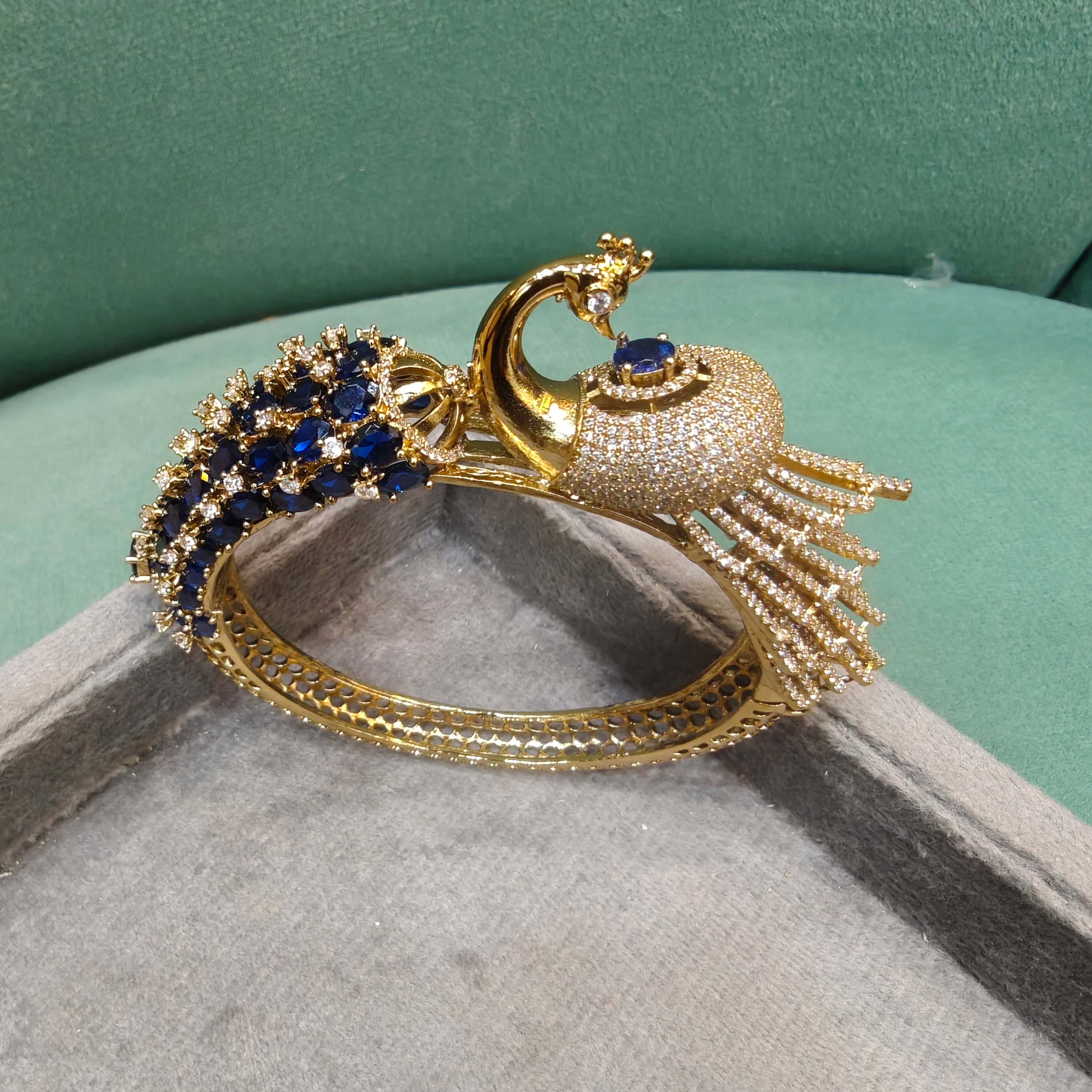 Mayura 3D Layer Openable Bracelet- Blue