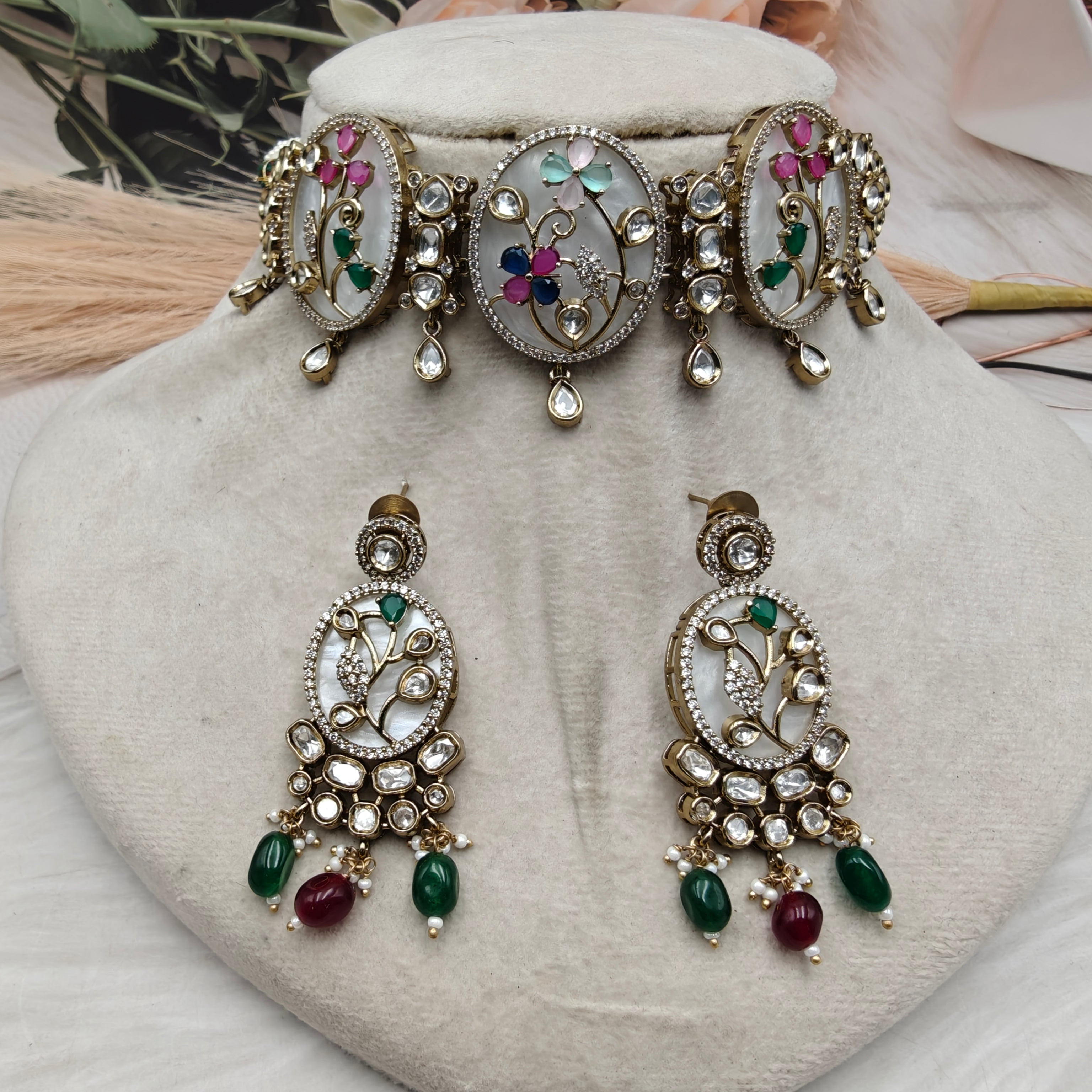 Floria Mother of Pearl Multi Choker Set