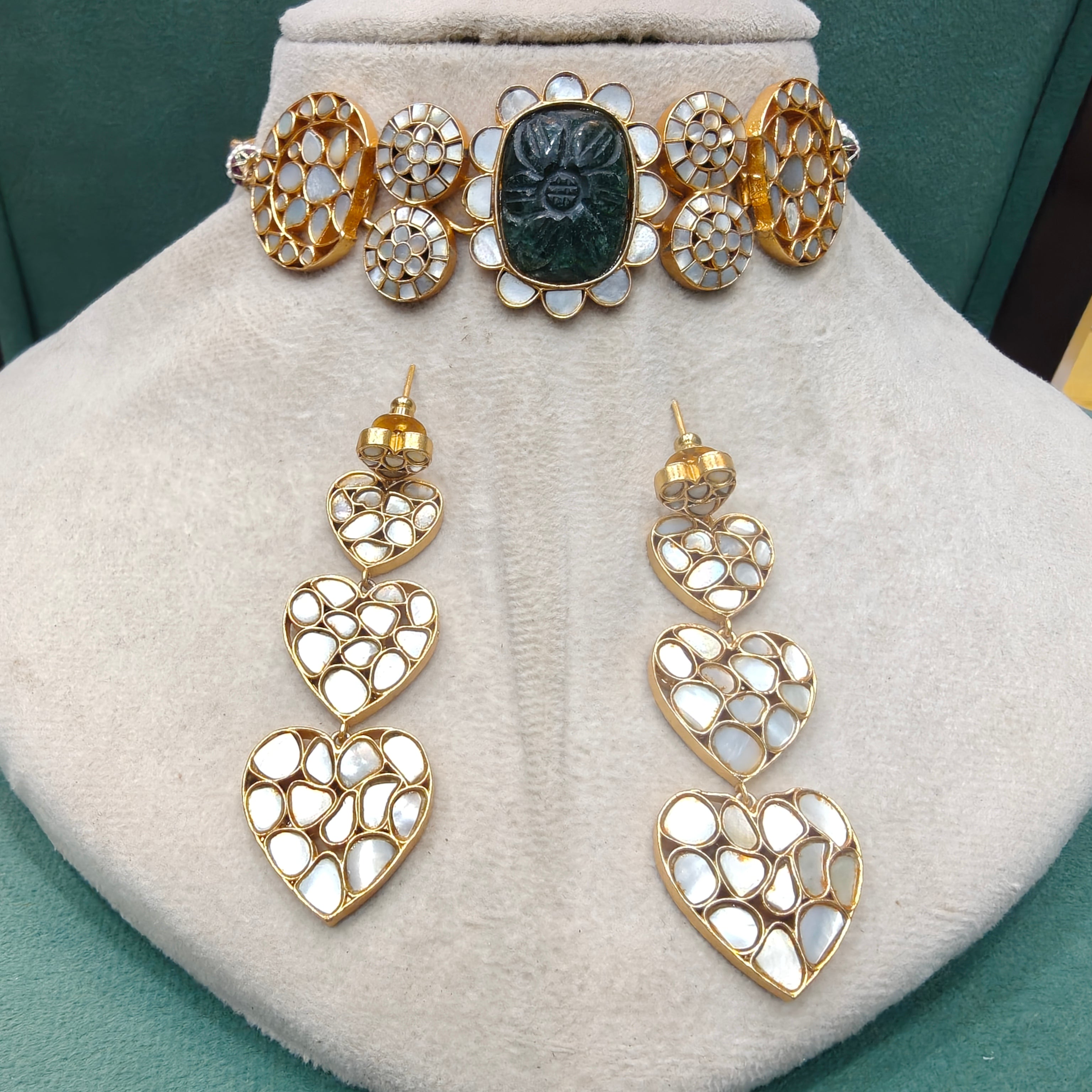 Jadau Gold Plated Original  Mother of Pearl and Natural Quartz Carved Stone Choker Necklace Set