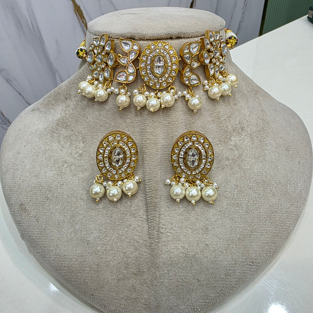 Aparna Jadau Kundan Heritage Choker Set- Neutral White