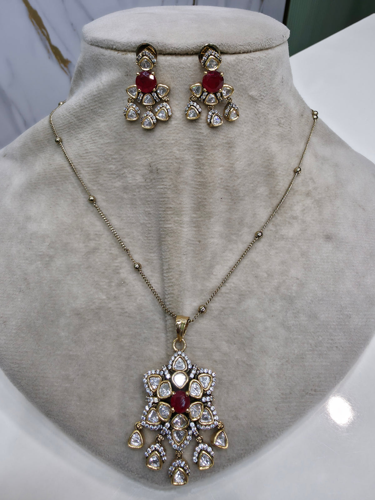 Shagna Doublet Moissanite Pendant Set- Ruby Red
