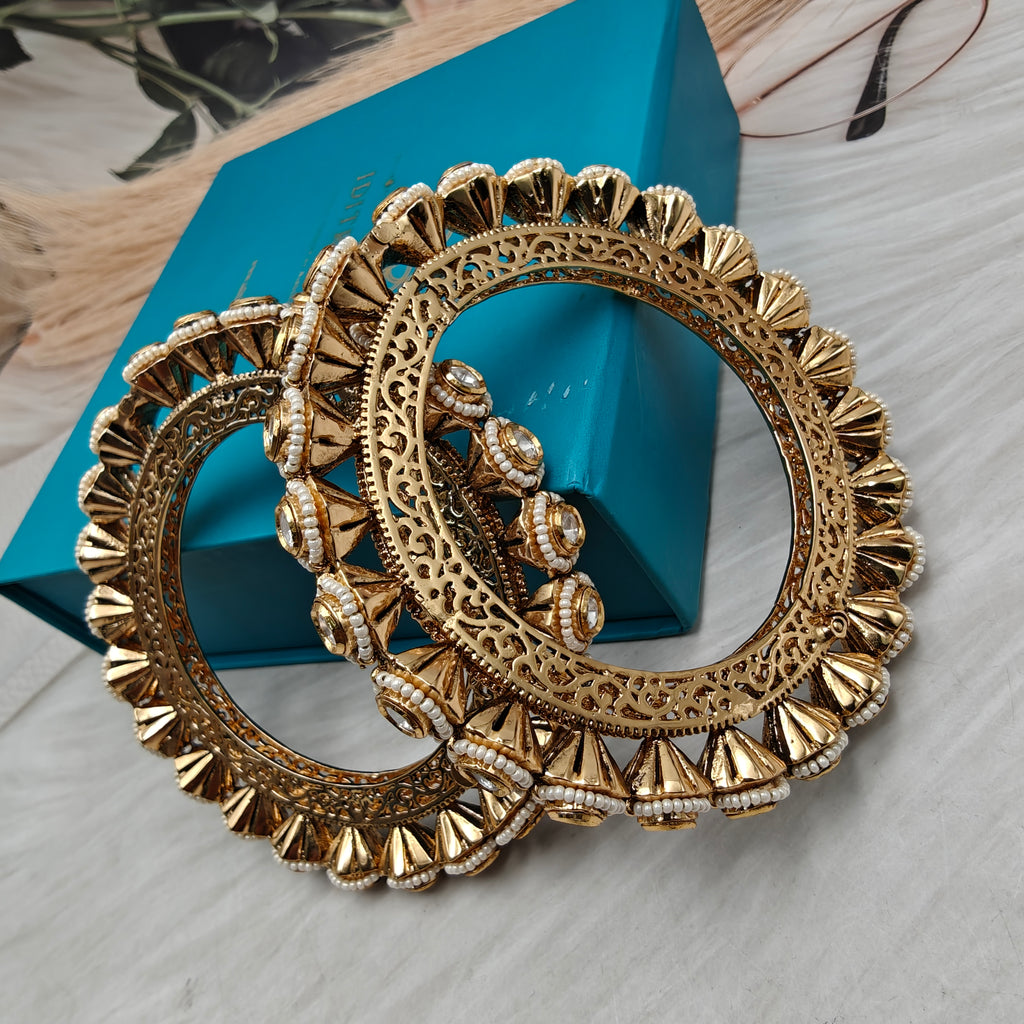 Shagun Pachi Kundan Pacheli Openable Bangle