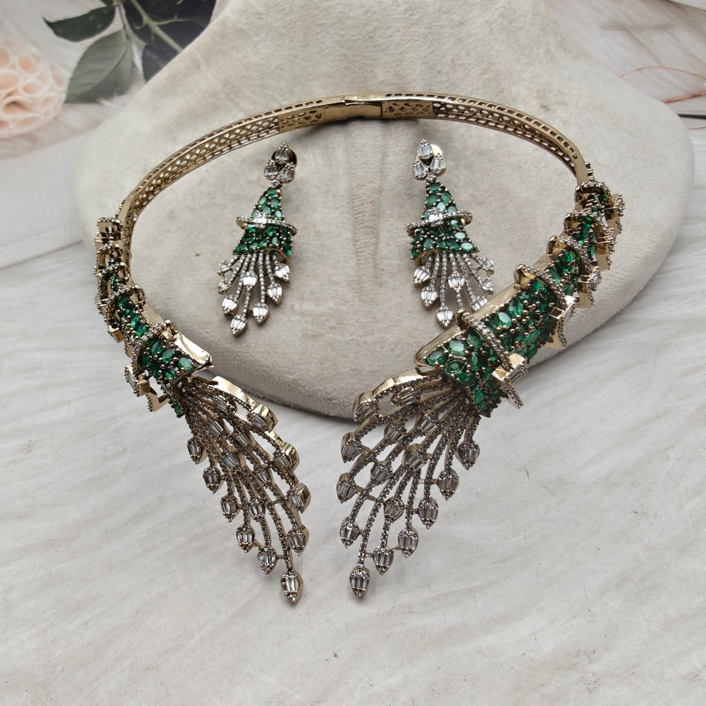 Elysian Empress Collar Style Hasli Necklace Set- Green