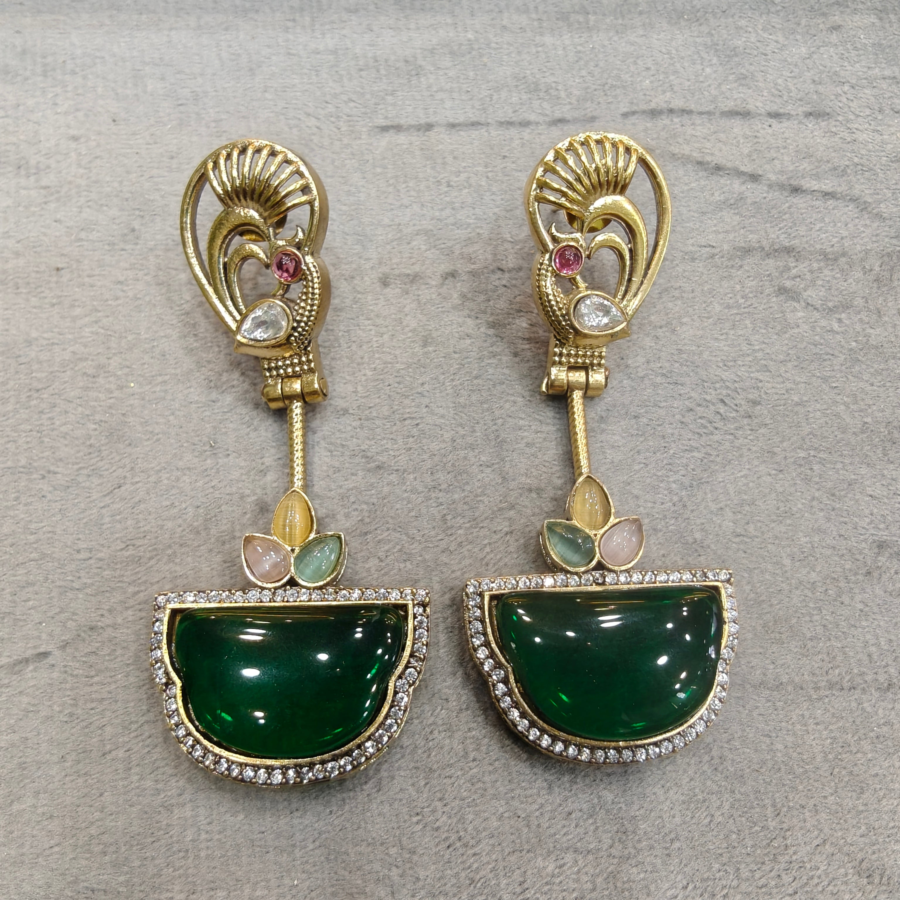 Roma Monalisa Dangler Earrings- Green