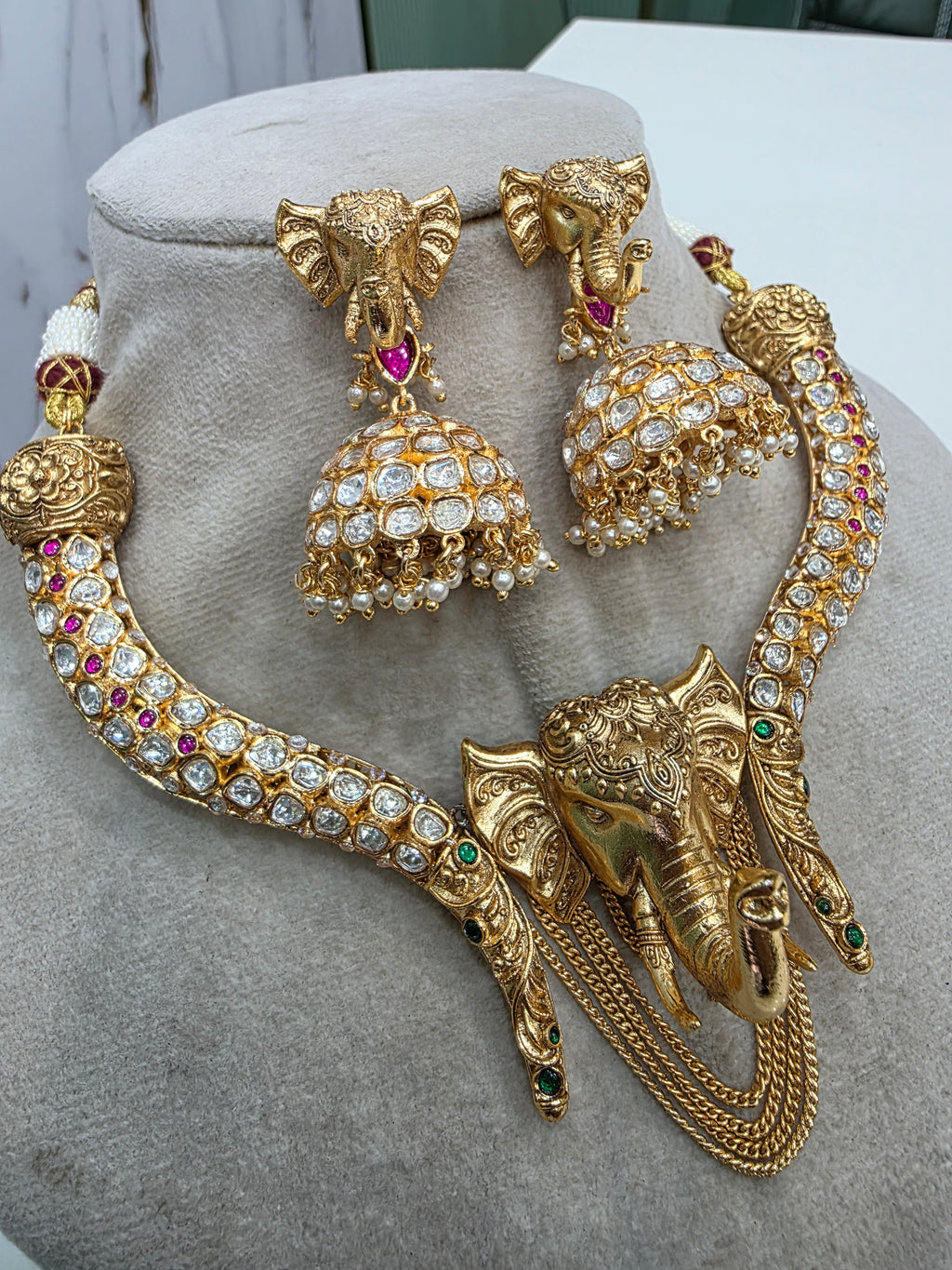 Vigneshwari Ganesha Gold Plated Hasli Set- Ruby Green