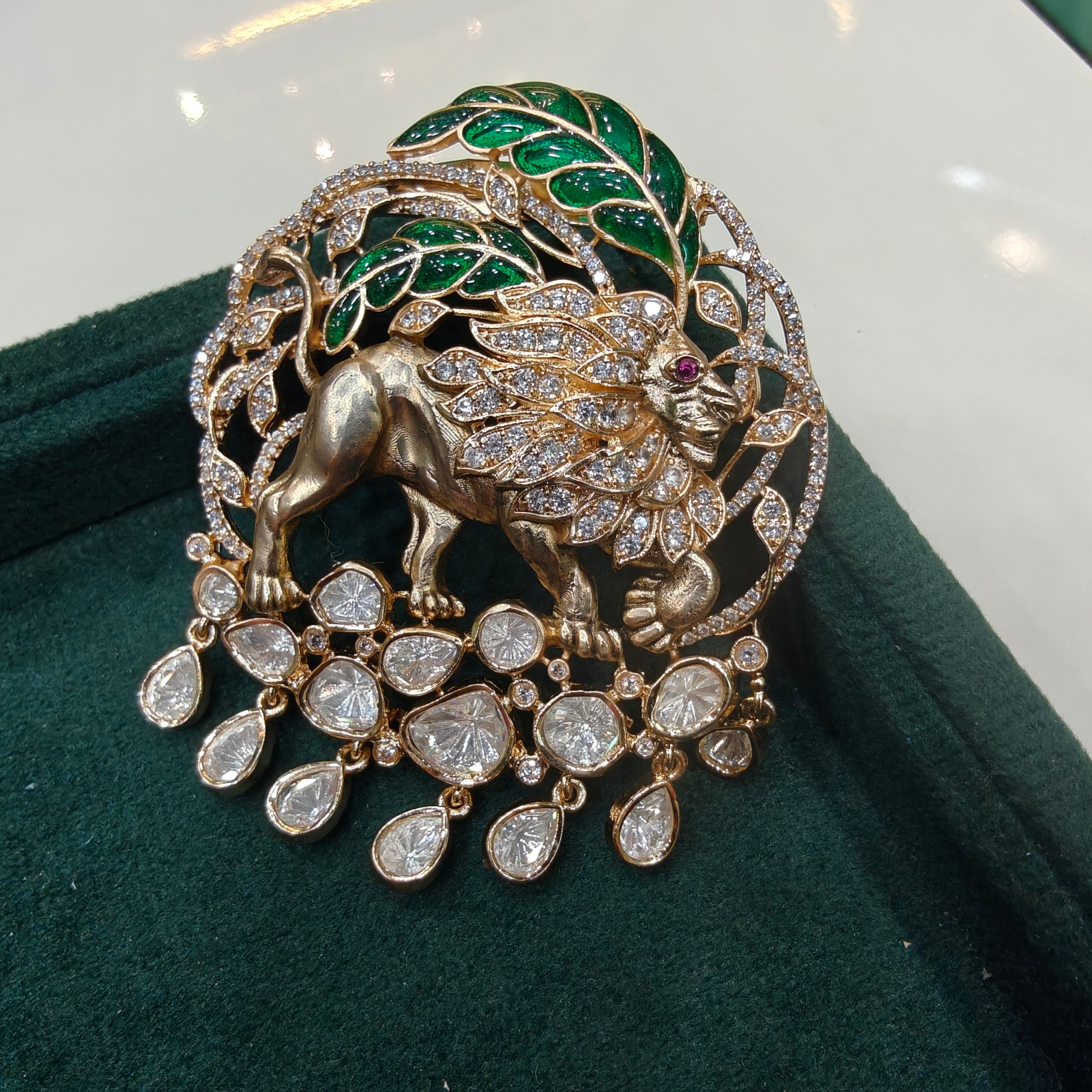 Unisex Bagh Moissanite Brooch
