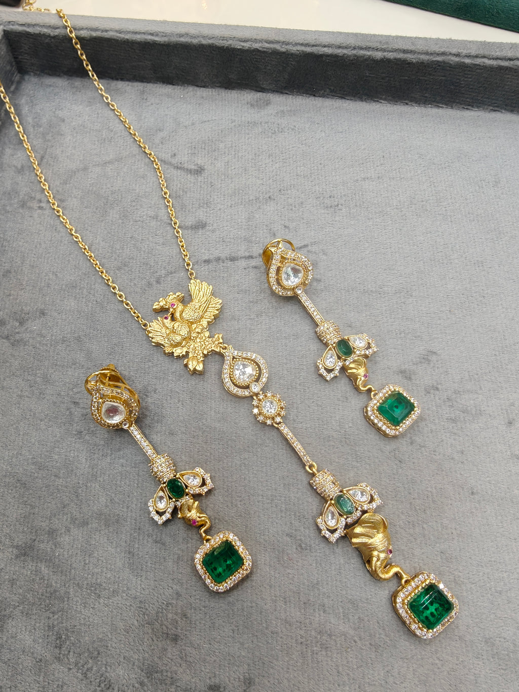 Nature Inspired Doublet Pendant Set- Green