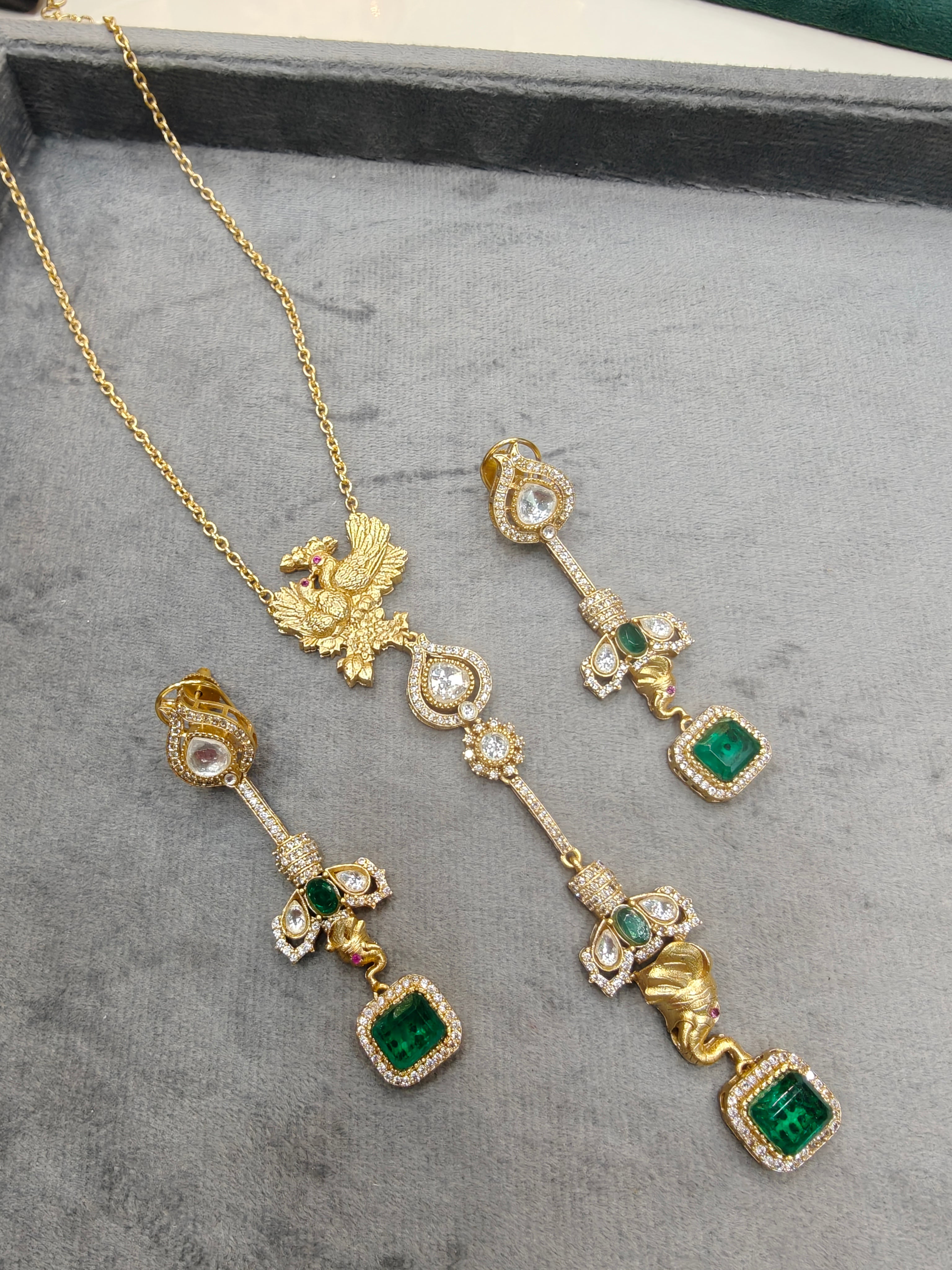 Nature Inspired Doublet Pendant Set- Green