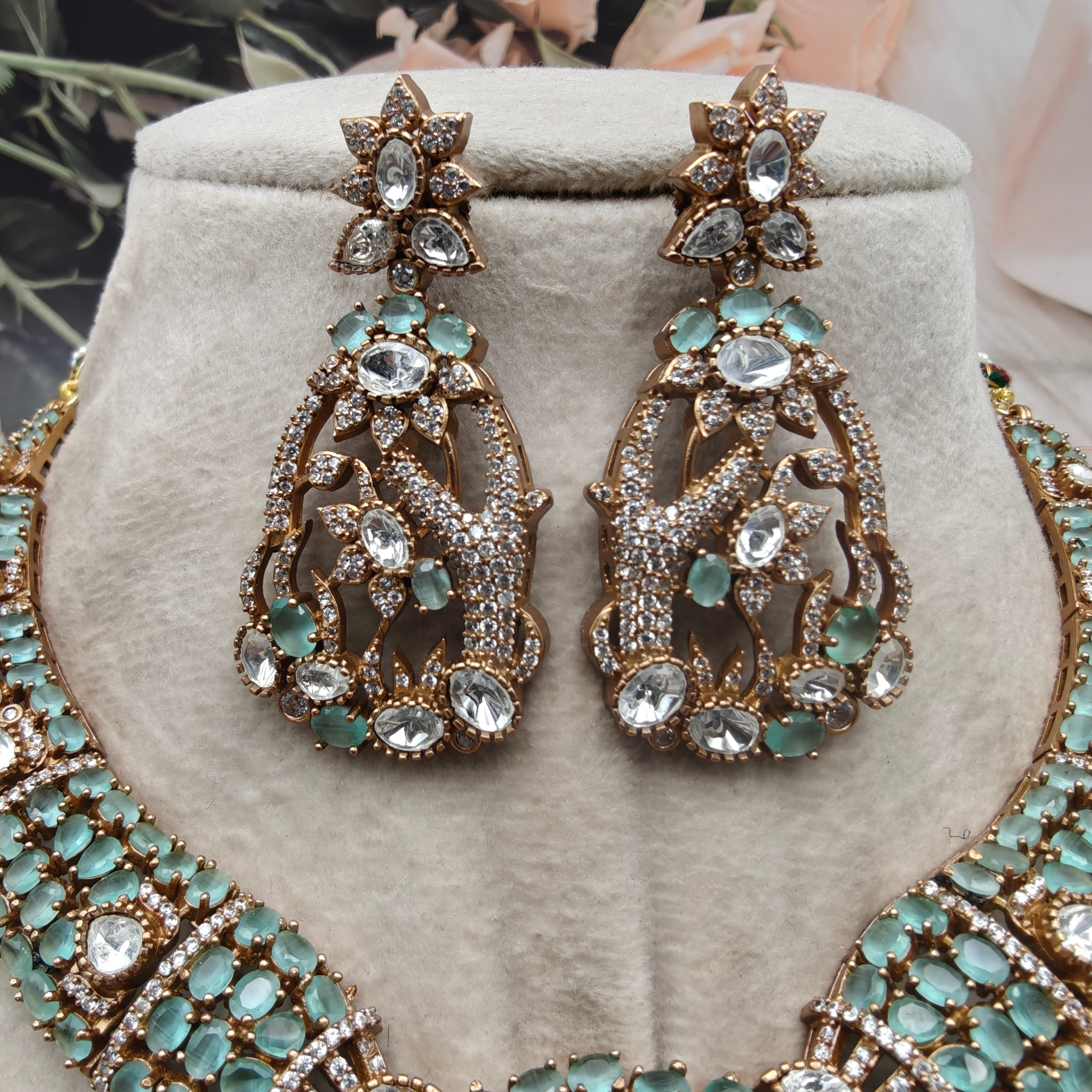 Kangura Legacy Necklace Set- Aqua Green