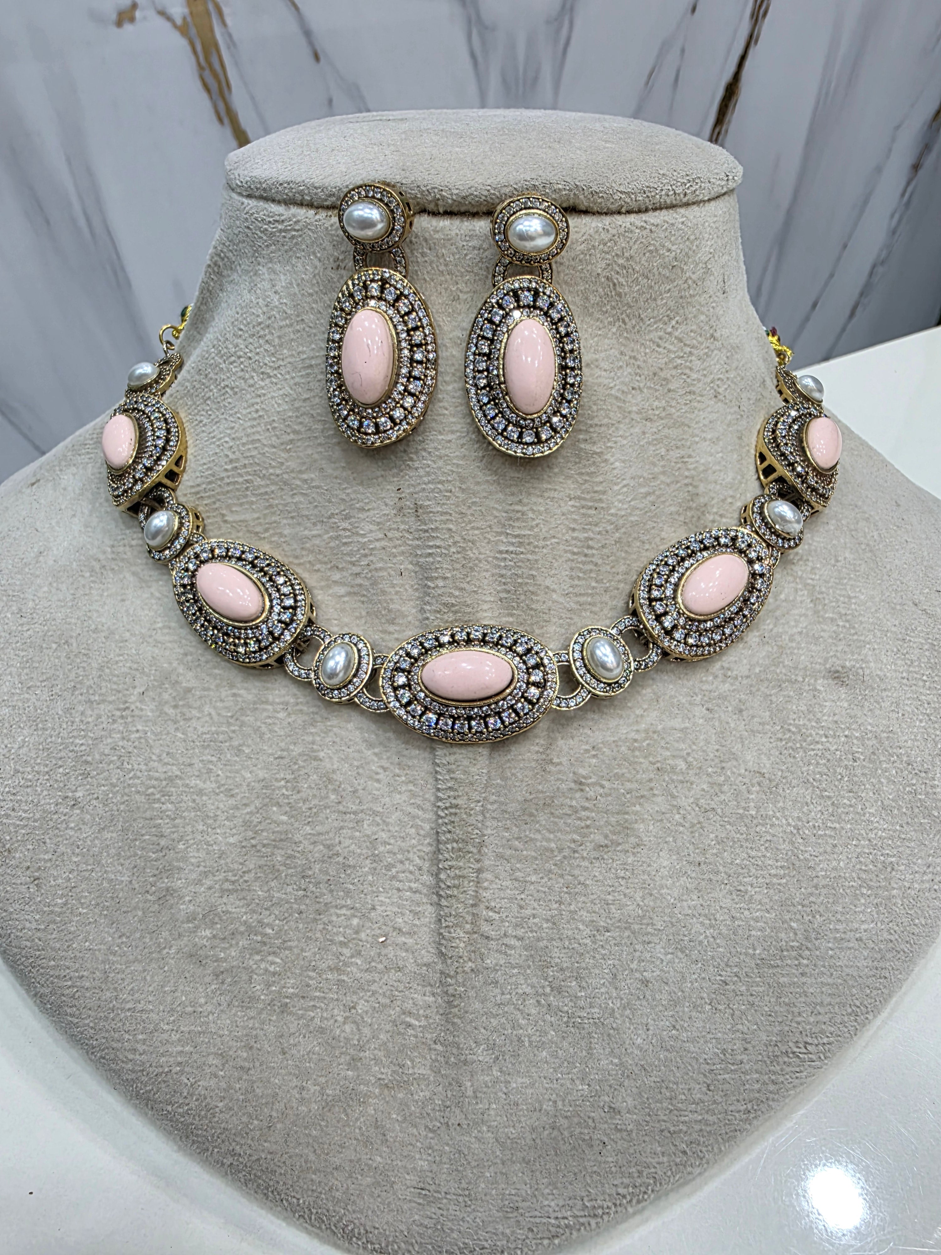 Aashi Statement Sleek Choker Necklace Set- Pink Opal