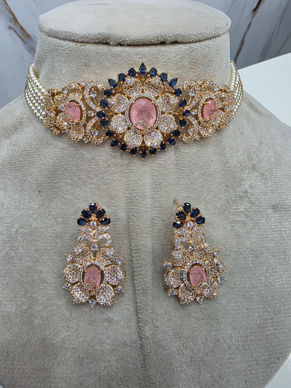 Bhavya Hazoori Doublet Carat Plating Choker Set- Pink anf Blue