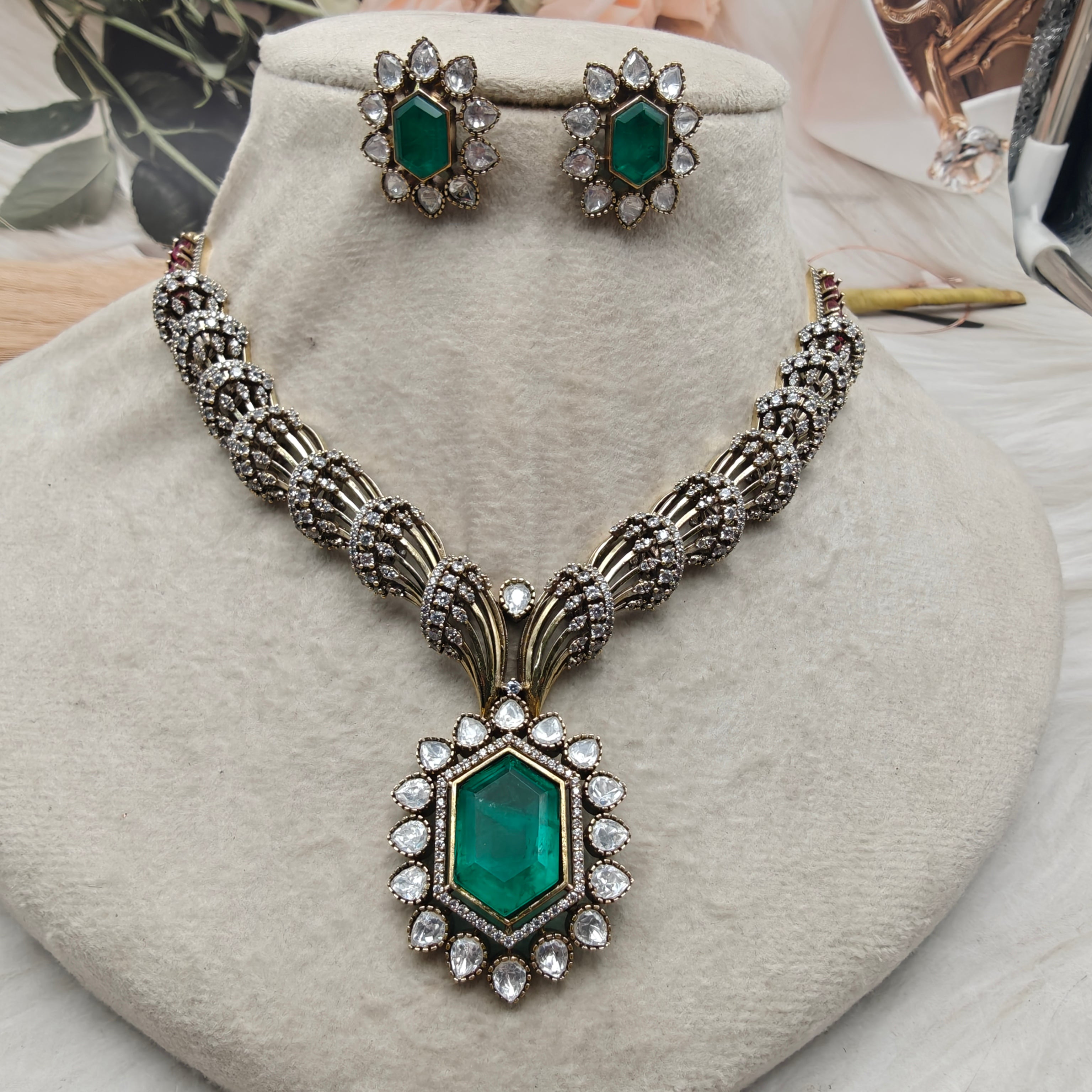 Alaska Doublet and Pota Stone Necklace Set- Green and Ruby